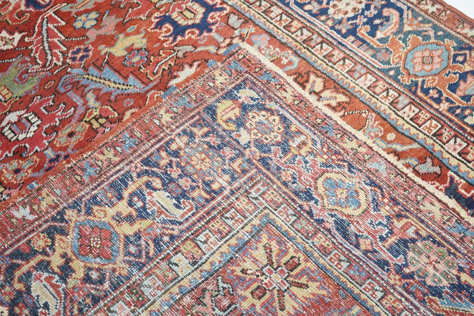 Antique Heriz Rug 6'8'' x 9'11'' For Sale 3
