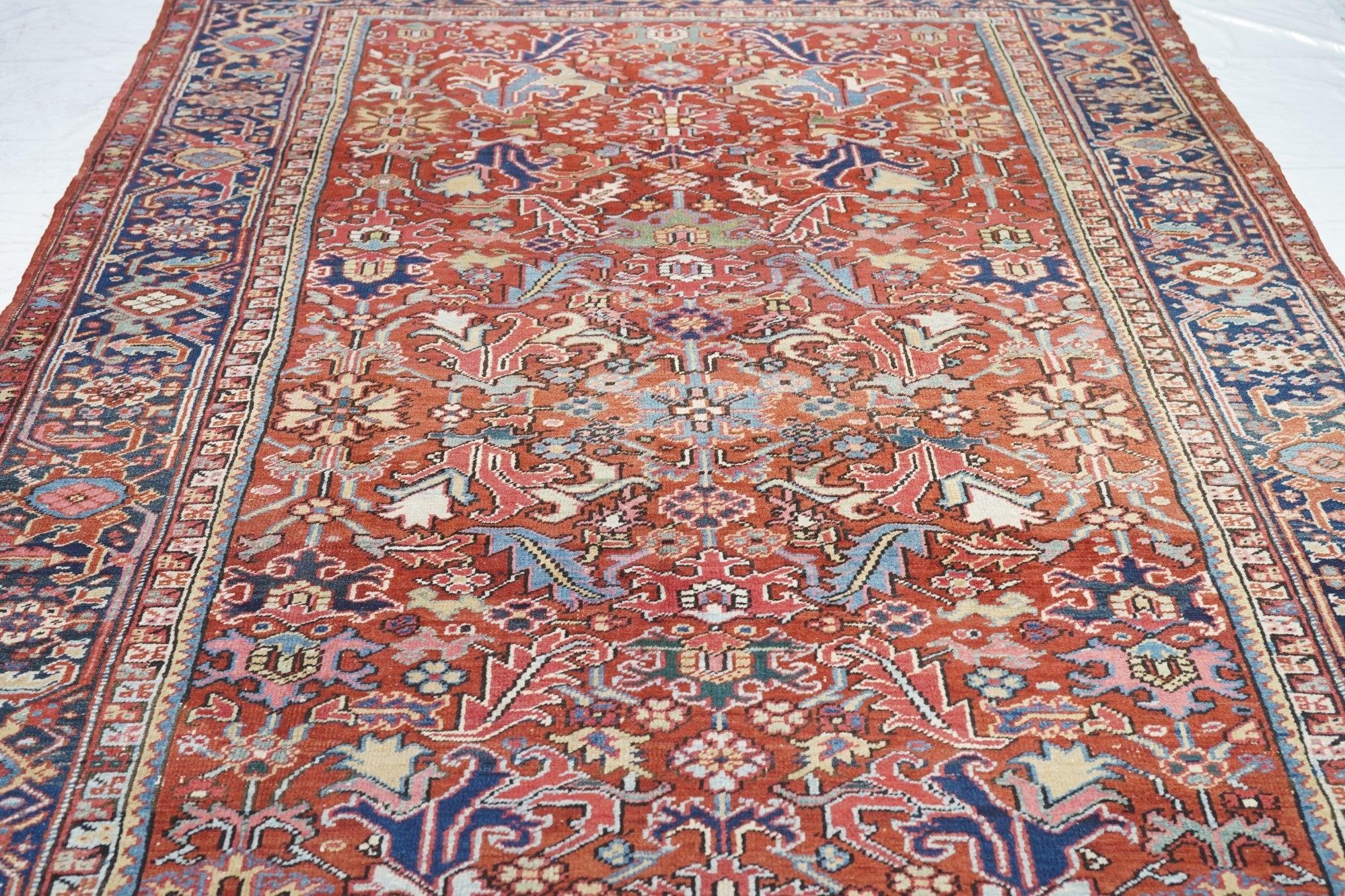 20th Century Antique Heriz Rug 6'8'' x 9'11'' For Sale