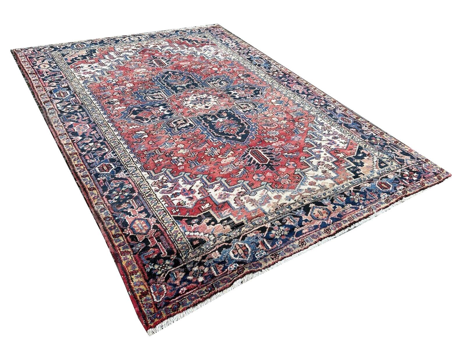Antique Heriz Rug 8 x 11 ft room size Classic Vintage Azeri Carpet  For Sale 4