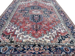 Djoharian Collection Antique Heriz Area Rug 8 x 11 ft Raumgröße Classic Vintage