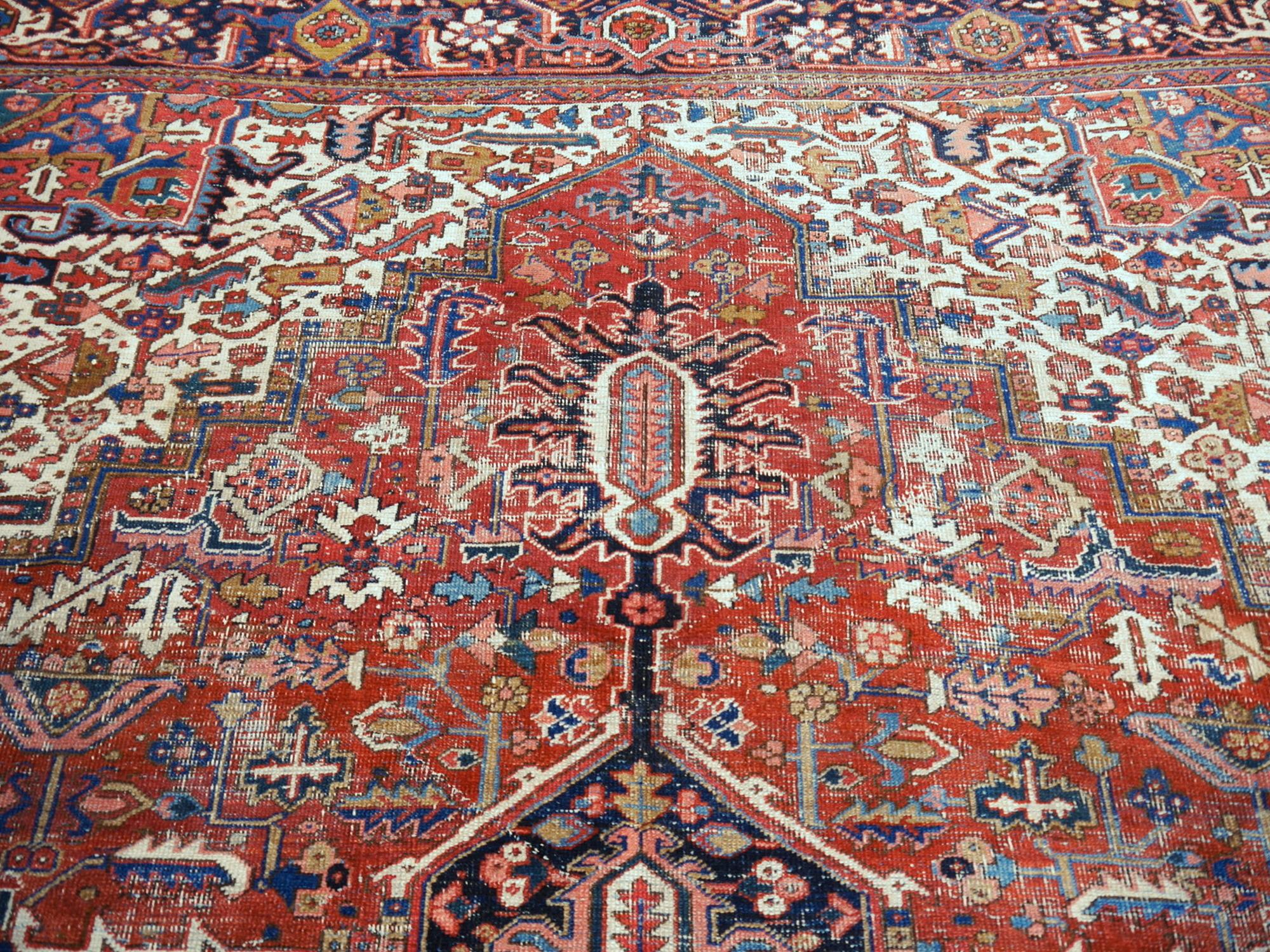 Antique Heriz Rug 10x13 ft Distressed Classic Vintage Carpet worn to perfection For Sale 2
