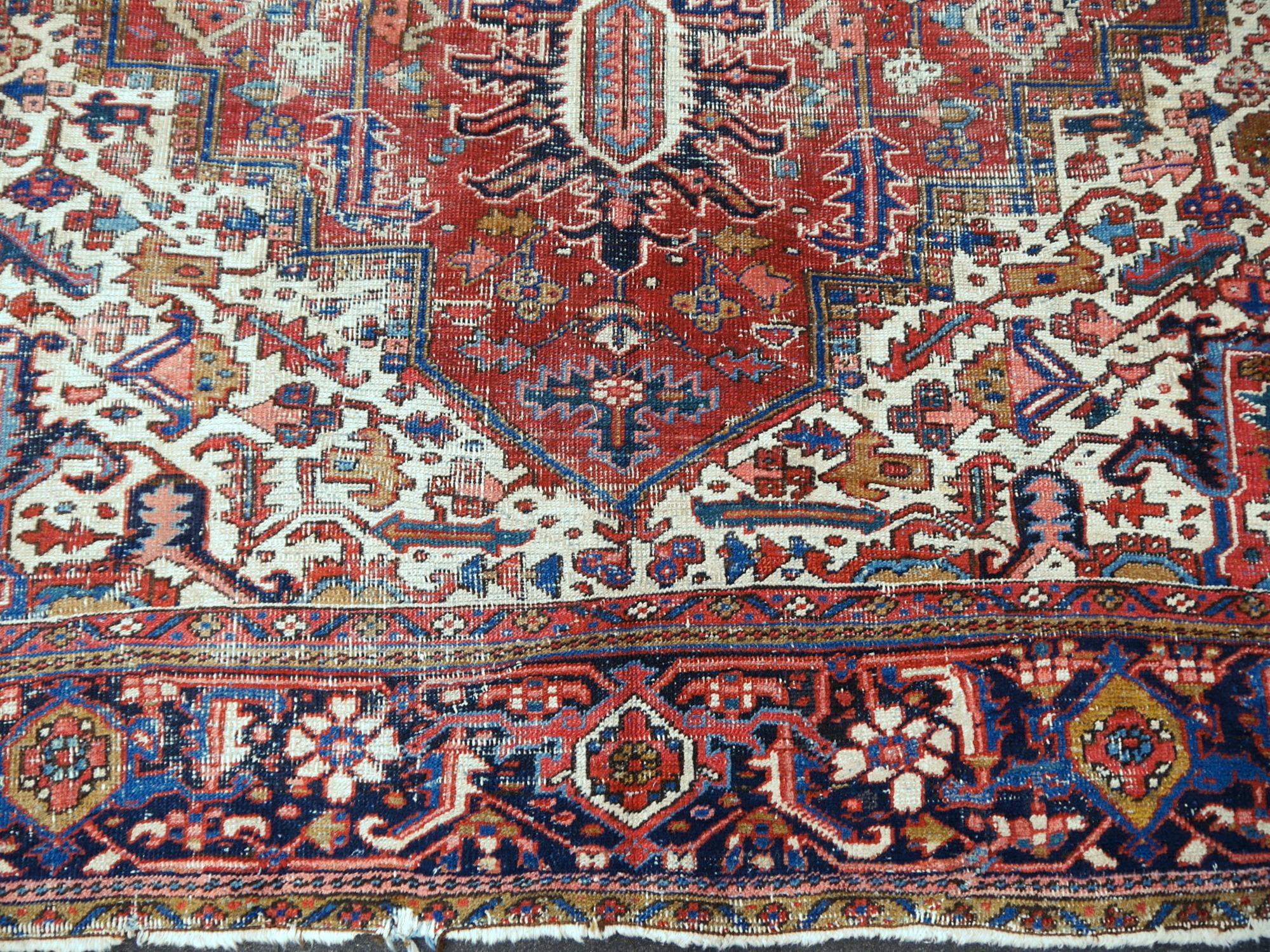 Antique Heriz Rug 10x13 ft Distressed Classic Vintage Carpet worn to perfection For Sale 9
