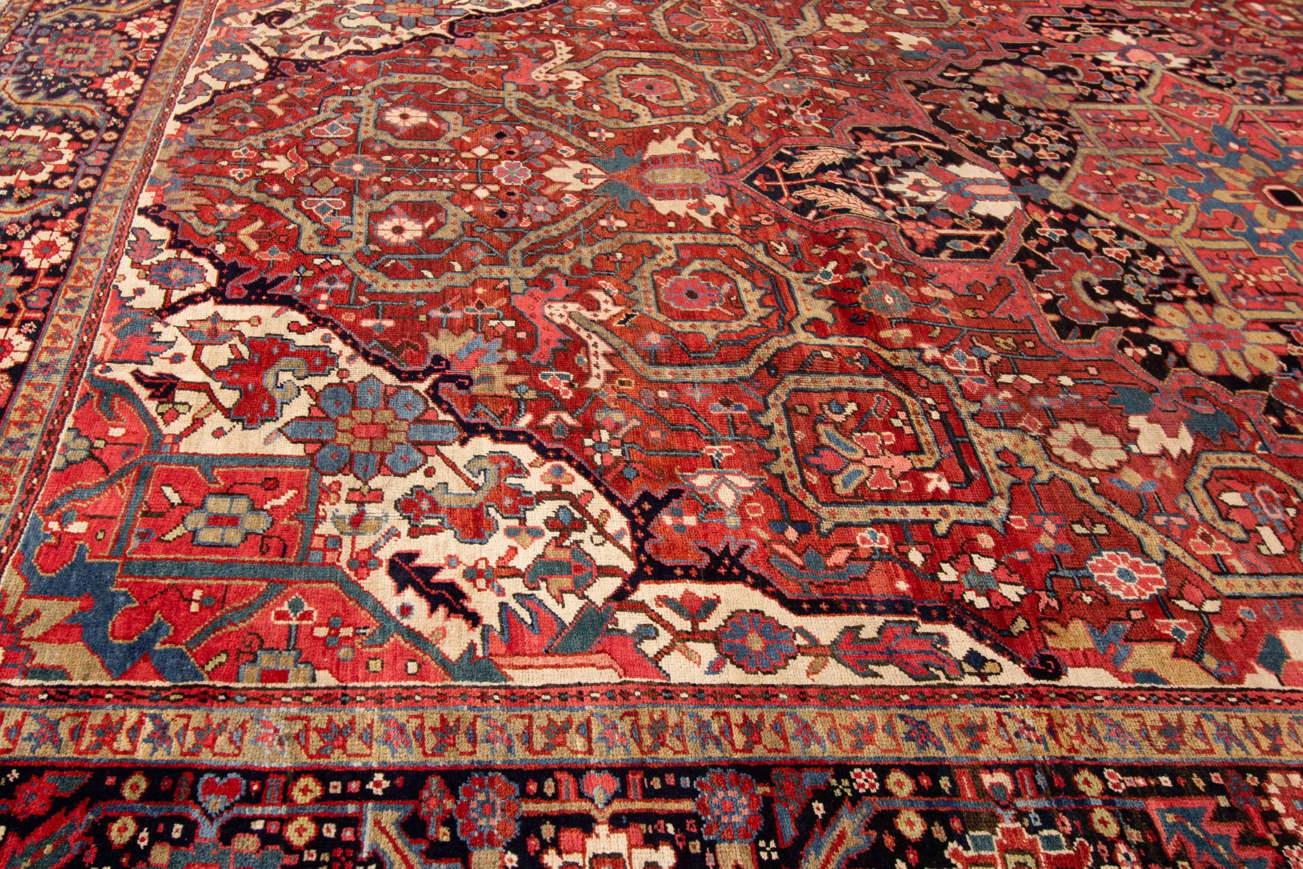 Early 20th Century Antique Heriz Handmade Medallion Red Wool Rug For Sale