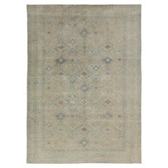 Antique Heriz Rug – Hand-Knotted Wool, Geometric In Soft Earth Tones