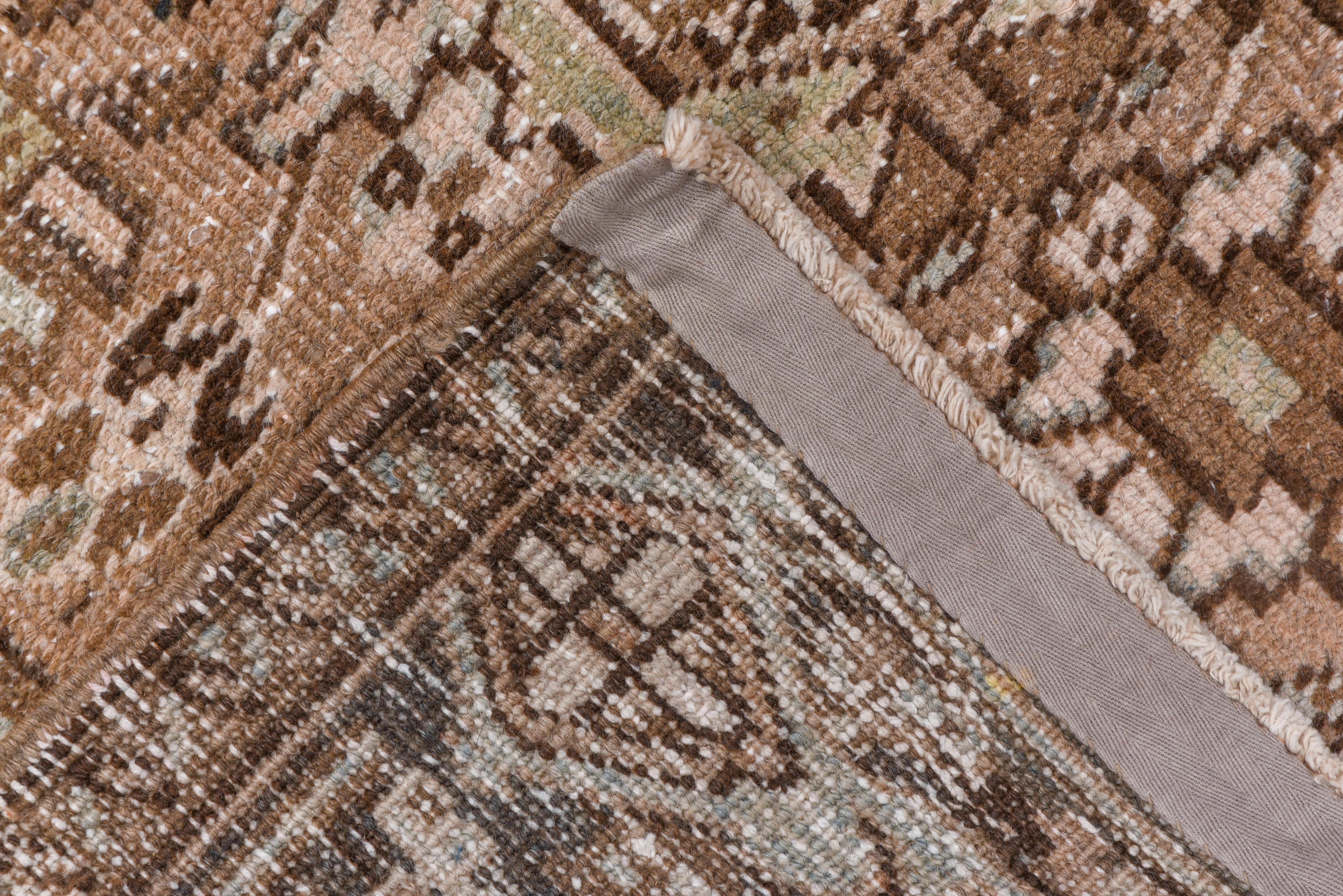Antique Heriz Runner soft taupe floral vinework In Good Condition For Sale In New York, NY