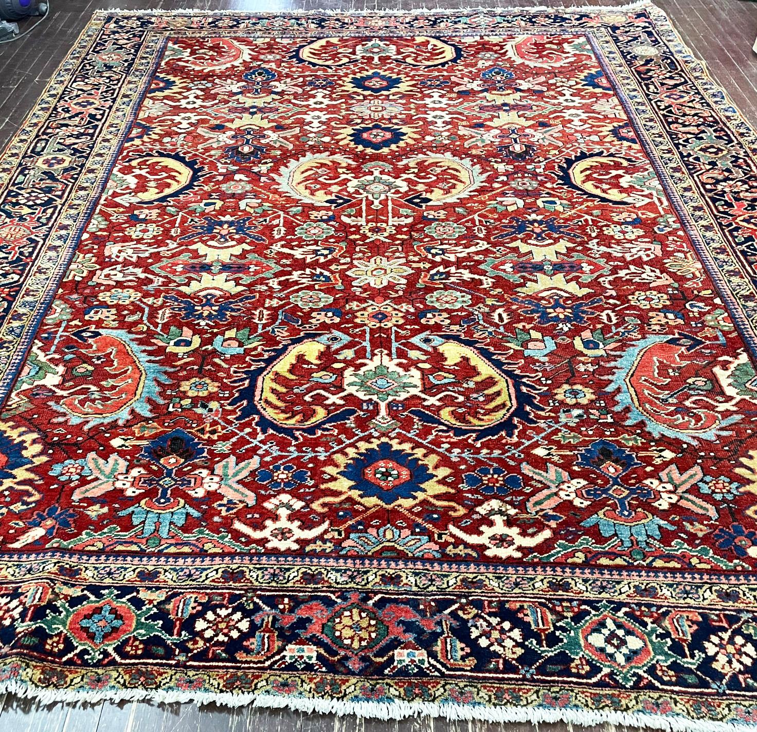 Heriz Serapi Antique Heriz, Serapi Oriental Carpet, Most Decorative For Sale