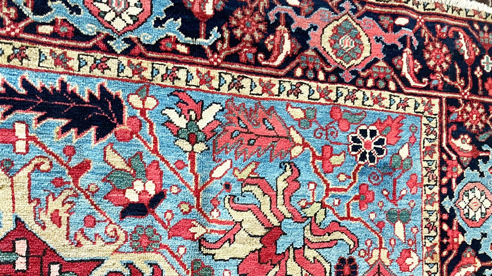Heriz Serapi Antique Heriz / Serapi Oriental Carpet, circa 1910  For Sale