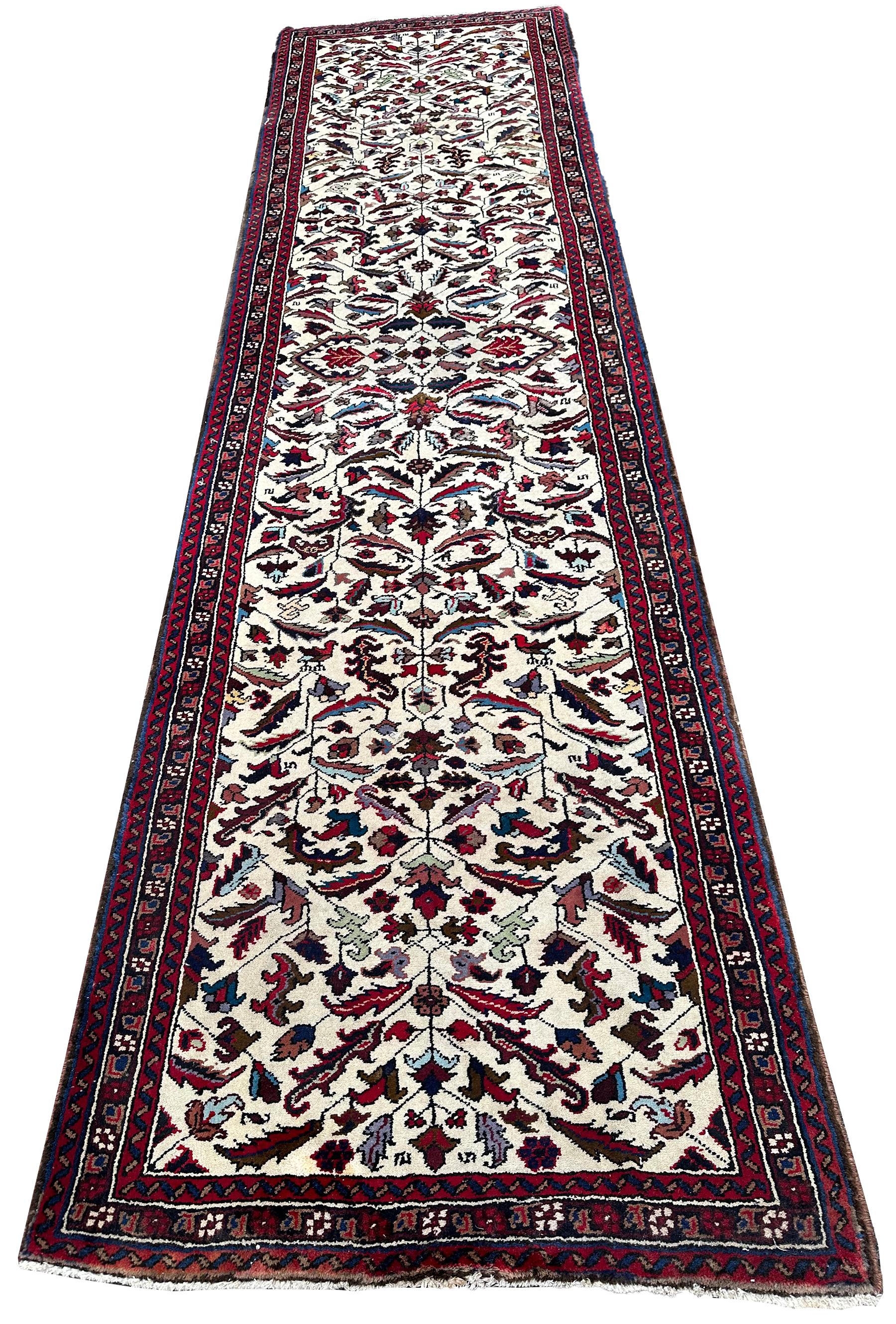 Antiker Heriz Serapi Teppich Persischer Serapi Läufer Teppich Handgefertigt Persischer Teppich 3x11 (Frühes 20. Jahrhundert) im Angebot
