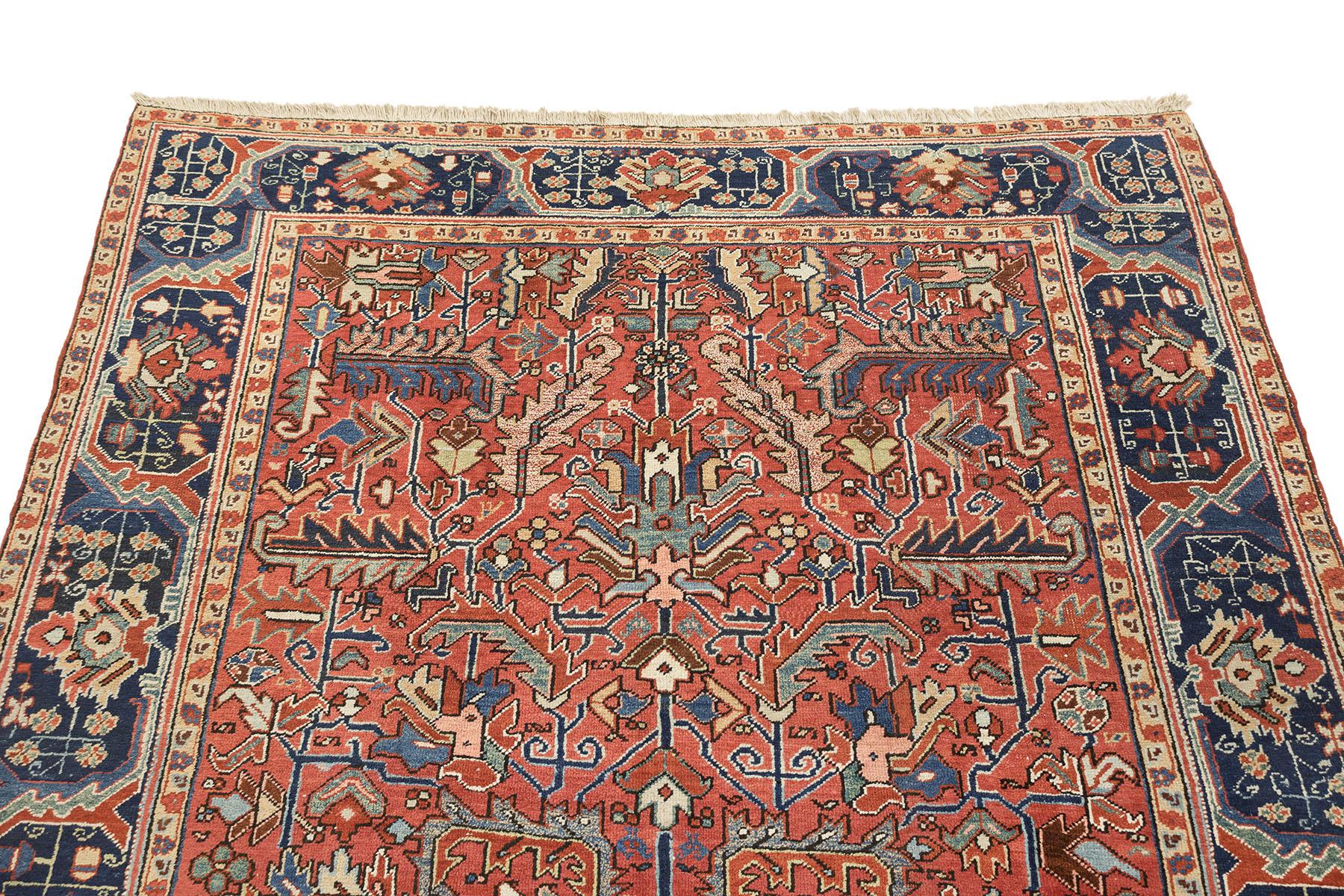 Antiker Heriz Serapi (terrakotta-rot und indigo, 328cm x 238cm) (Handgeknüpft) im Angebot