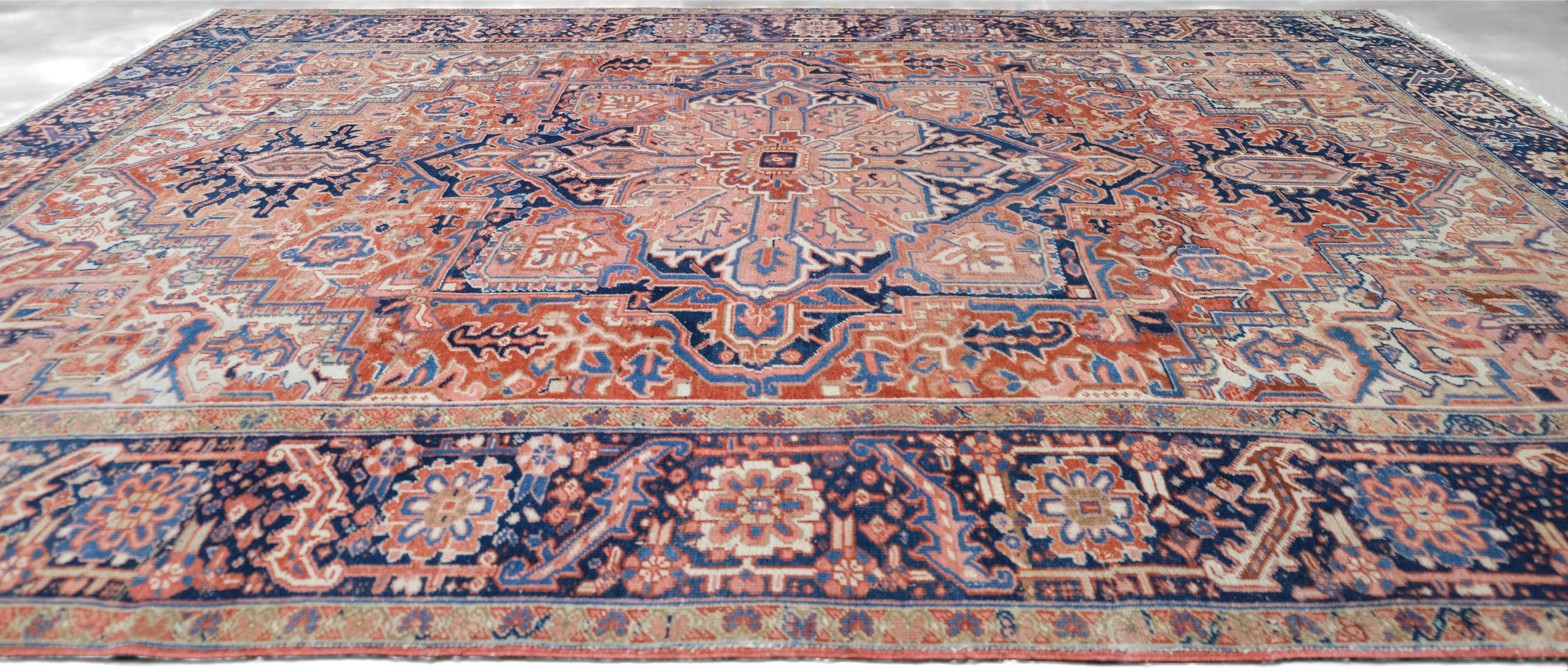 Persiano Tappeto antico in lana Heriz 8'3''x10'9'' in vendita