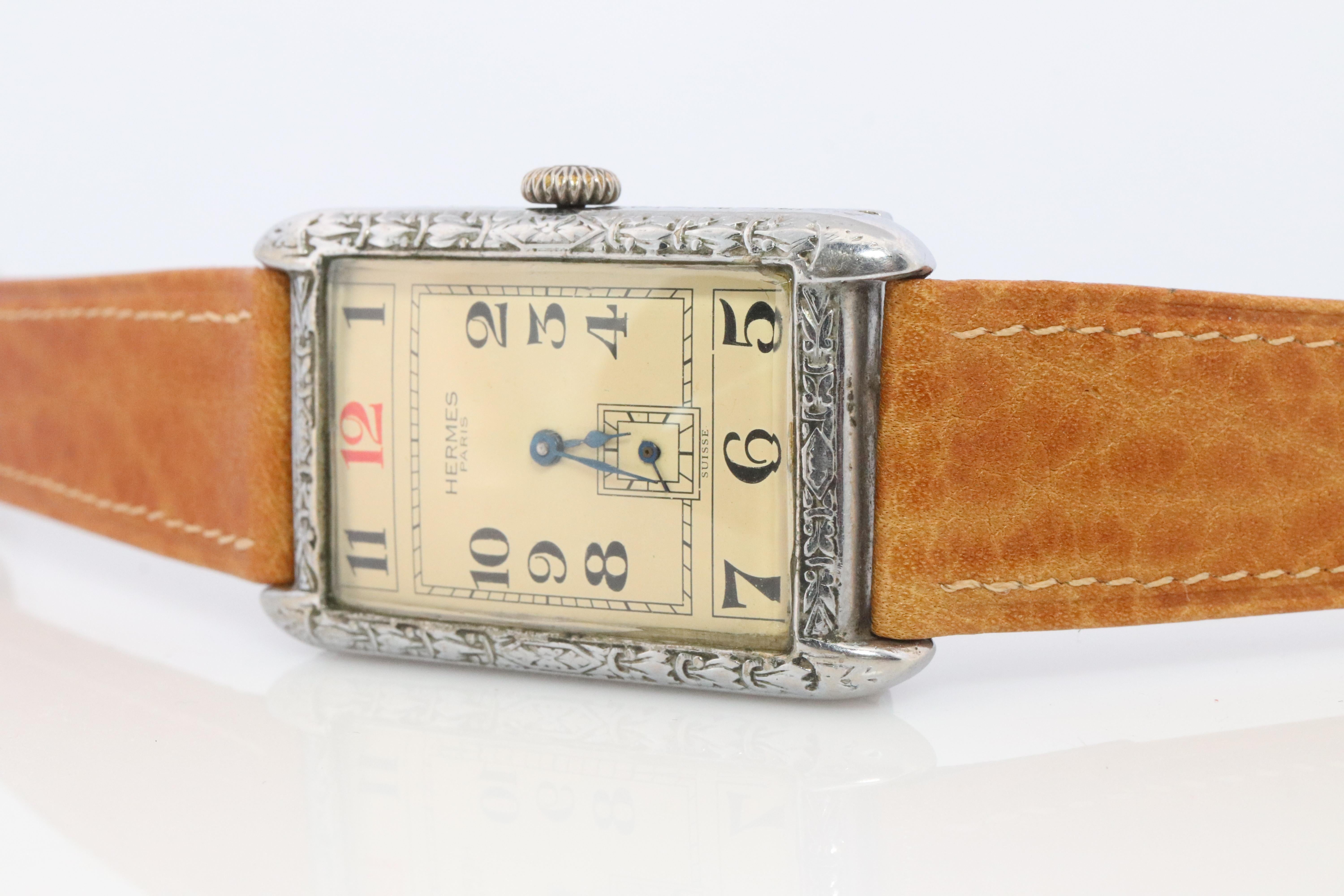 Femenino o masculino Antiguo reloj HERMES Tank. Reloj de pulsera Art Déco genuino Hermes Manual. en venta