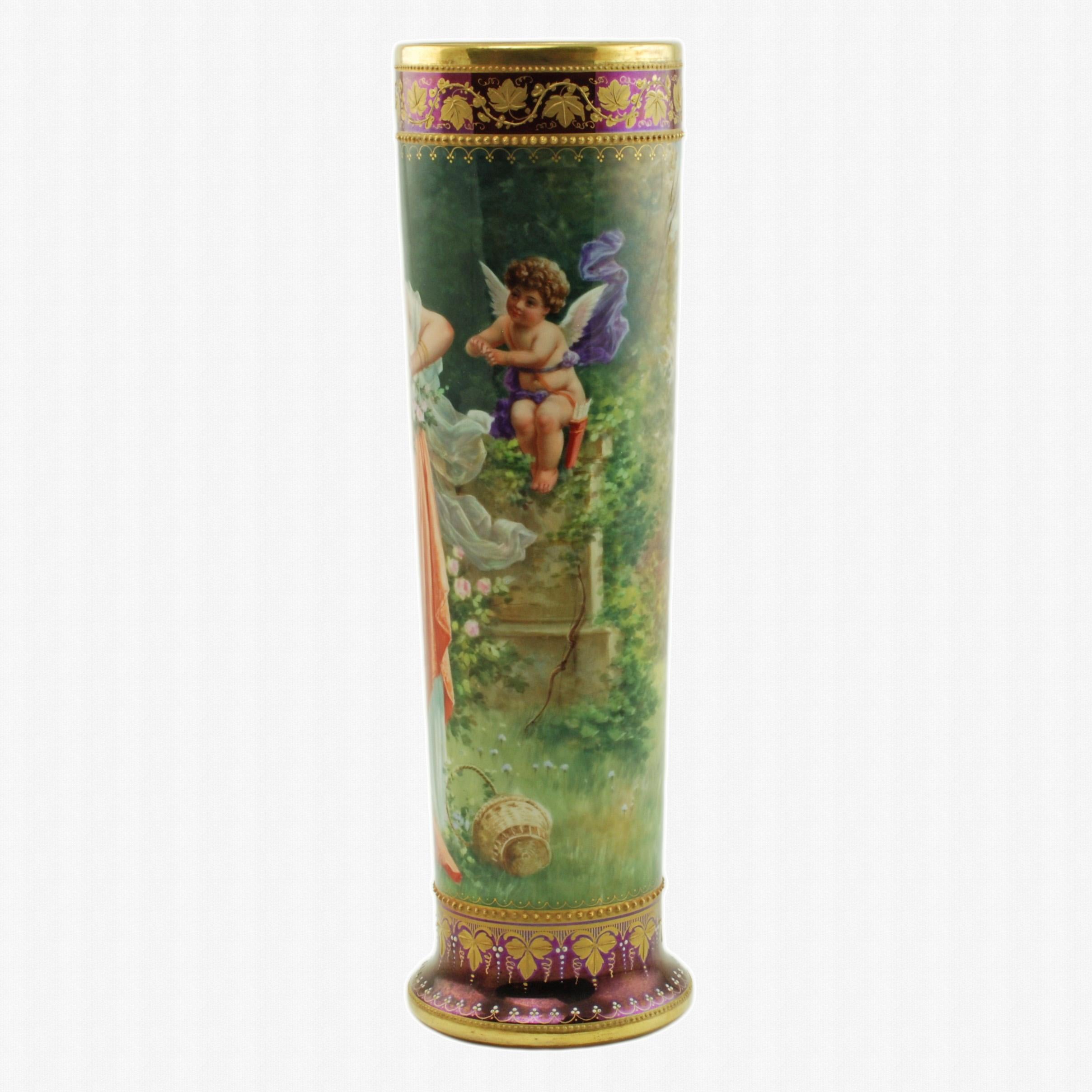Vittoriano Vaso antico Heufel & Co Dresden Porcelain dipinto a mano da 10 pollici in vendita