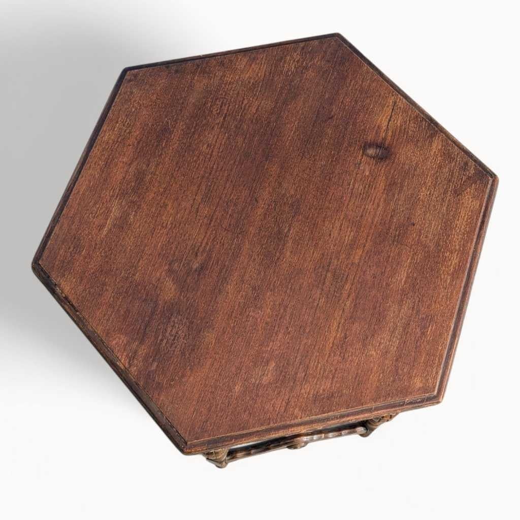 Antique Hexagonal Dining Table Carved Wood with Turned Legs, Early 1900s Accent en vente 6