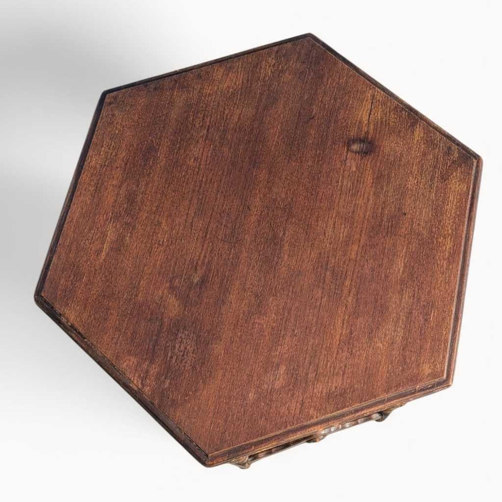 Antique Hexagonal Dining Table Carved Wood with Turned Legs, Early 1900s Accent en vente 7