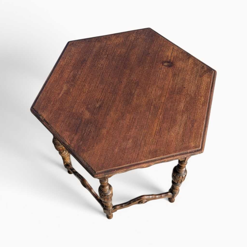 Sculpté à la main Antique Hexagonal Dining Table Carved Wood with Turned Legs, Early 1900s Accent en vente