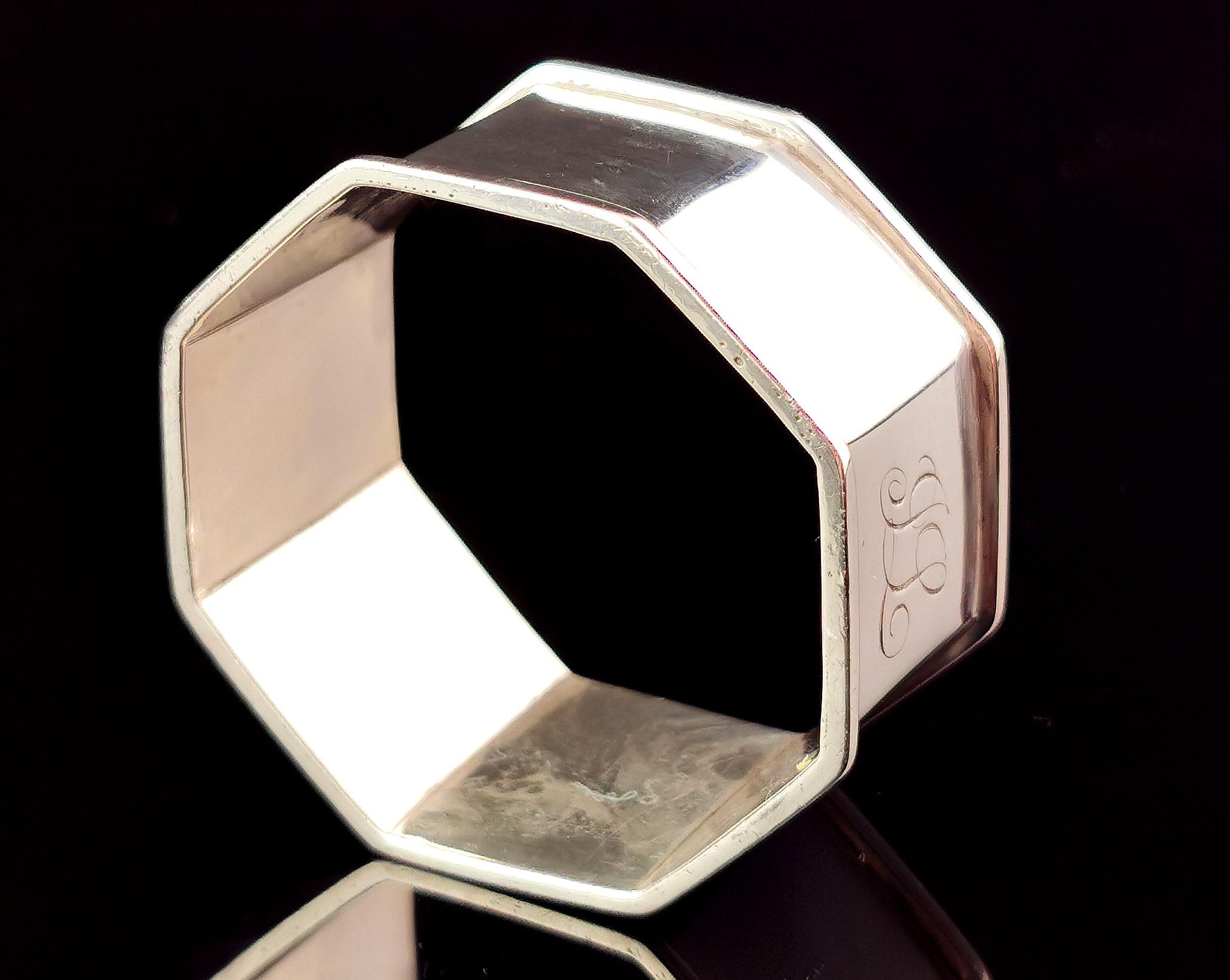 20th Century Antique hexagonal sterling silver napkin ring, Monogrammed  For Sale
