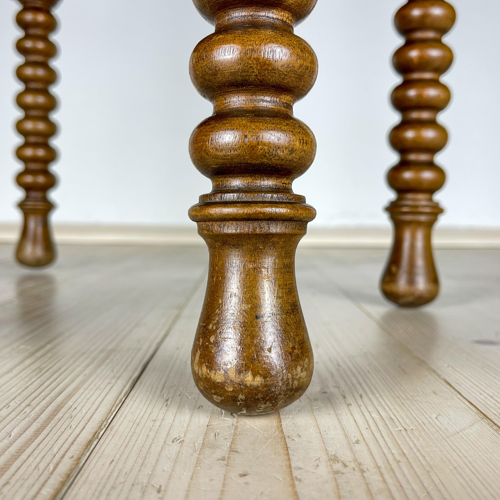 Antique Hexagonal Walnut Side Table, Italy, early 20th, Bobbin Turned legs For Sale 6