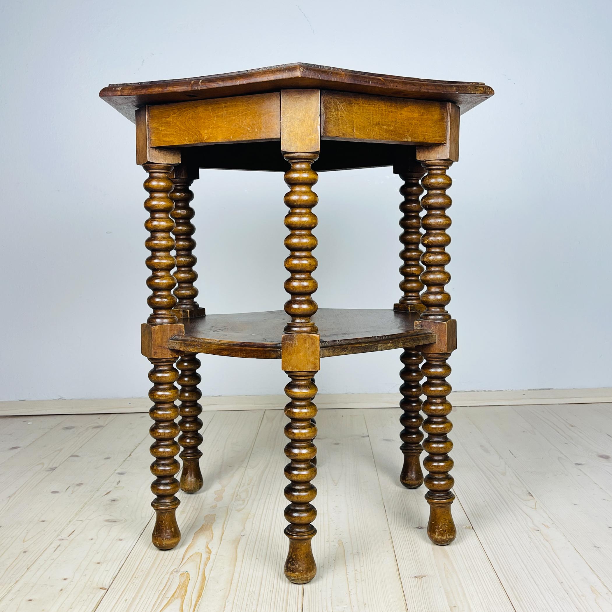 Renaissance Revival Antique Hexagonal Walnut Side Table, Italy, early 20th, Bobbin Turned legs For Sale