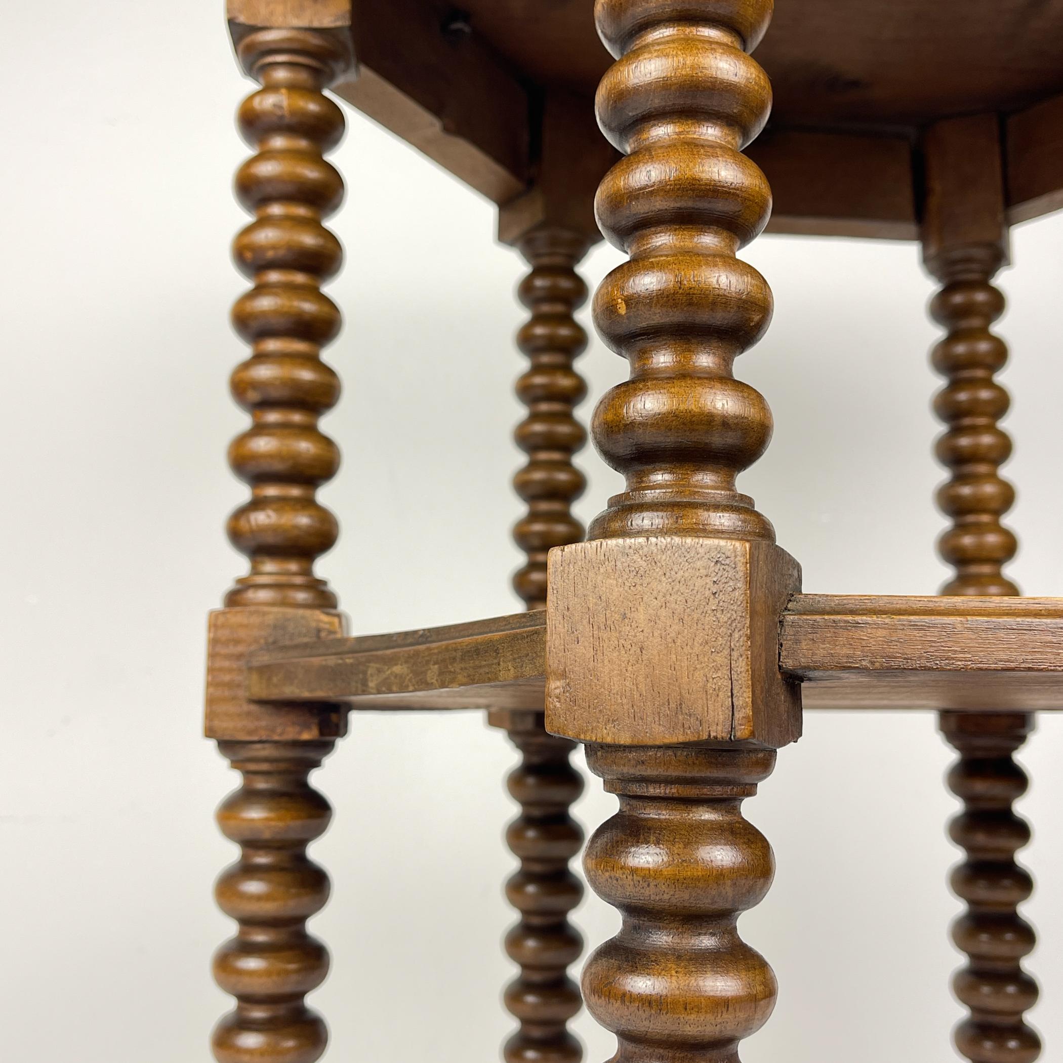 Antique Hexagonal Walnut Side Table, Italy, early 20th, Bobbin Turned legs For Sale 3
