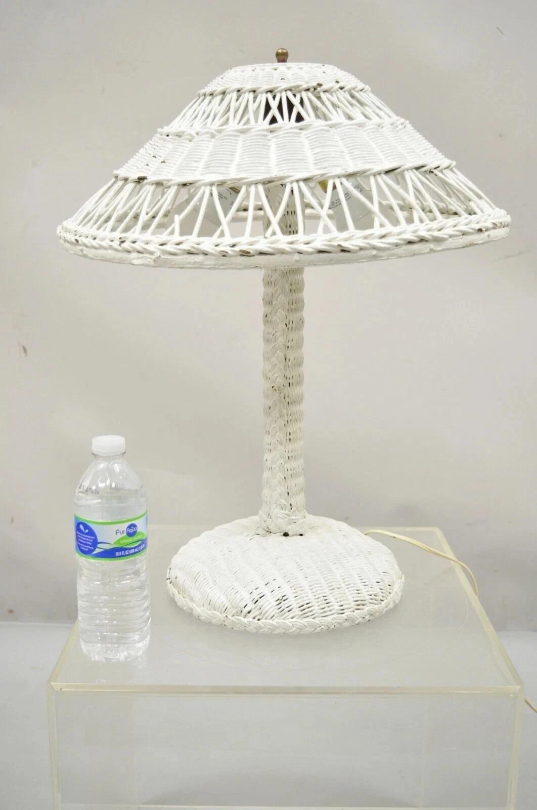Antique Heywood Wakefield Arts & Crafts White Wicker Table Lamp With Shade For Sale 6