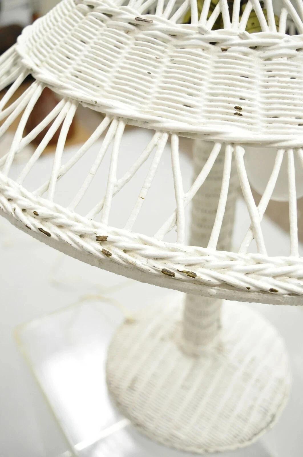 20th Century Antique Heywood Wakefield Arts & Crafts White Wicker Table Lamp With Shade For Sale