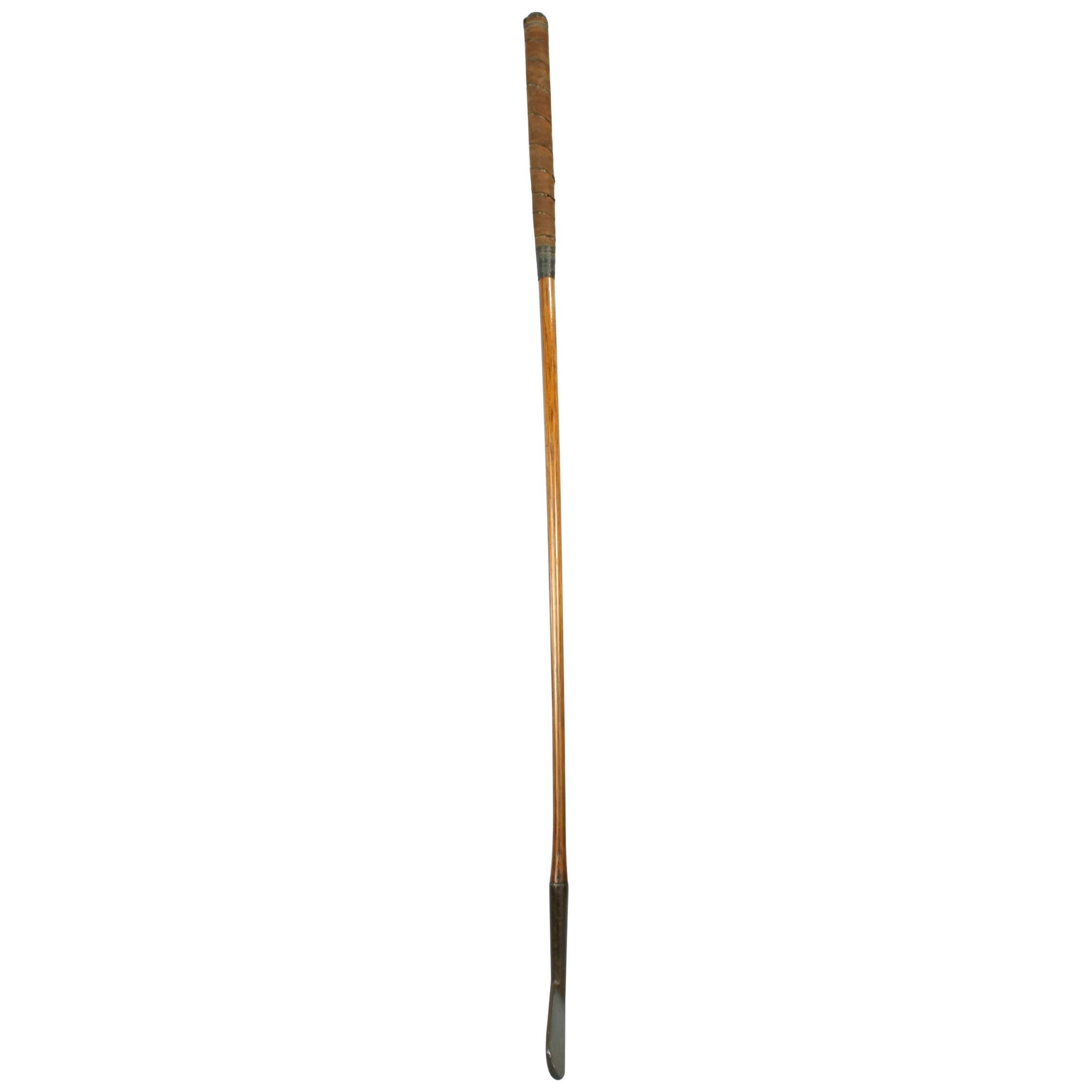 Antique Hickory Golf Club, Cleek by Anderson, Army and Navy For Sale