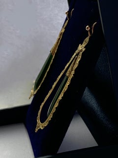 Pendientes Antiguos de Oro de Altos Quilates y Jade