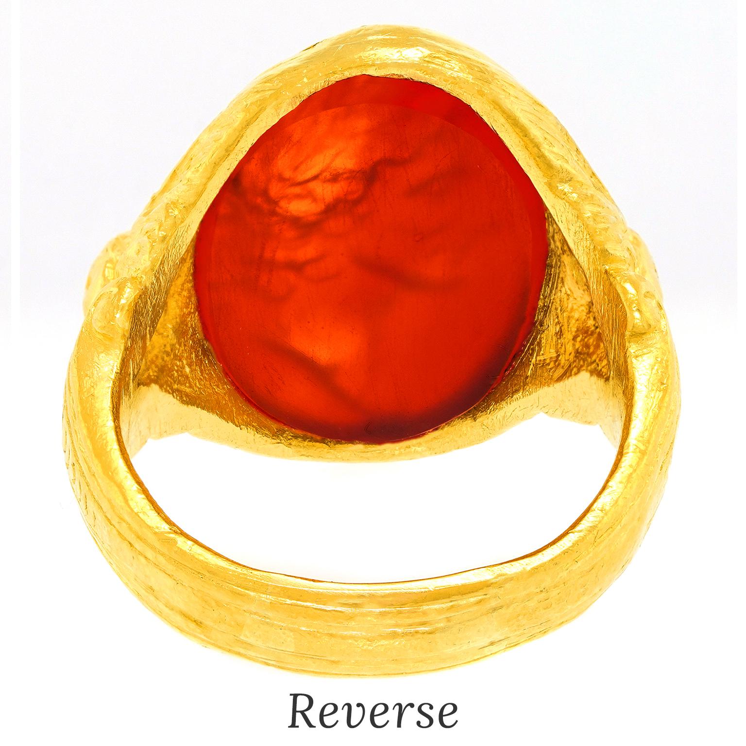 Antiker Siegelring aus hochkarätigem Gold im Angebot 2