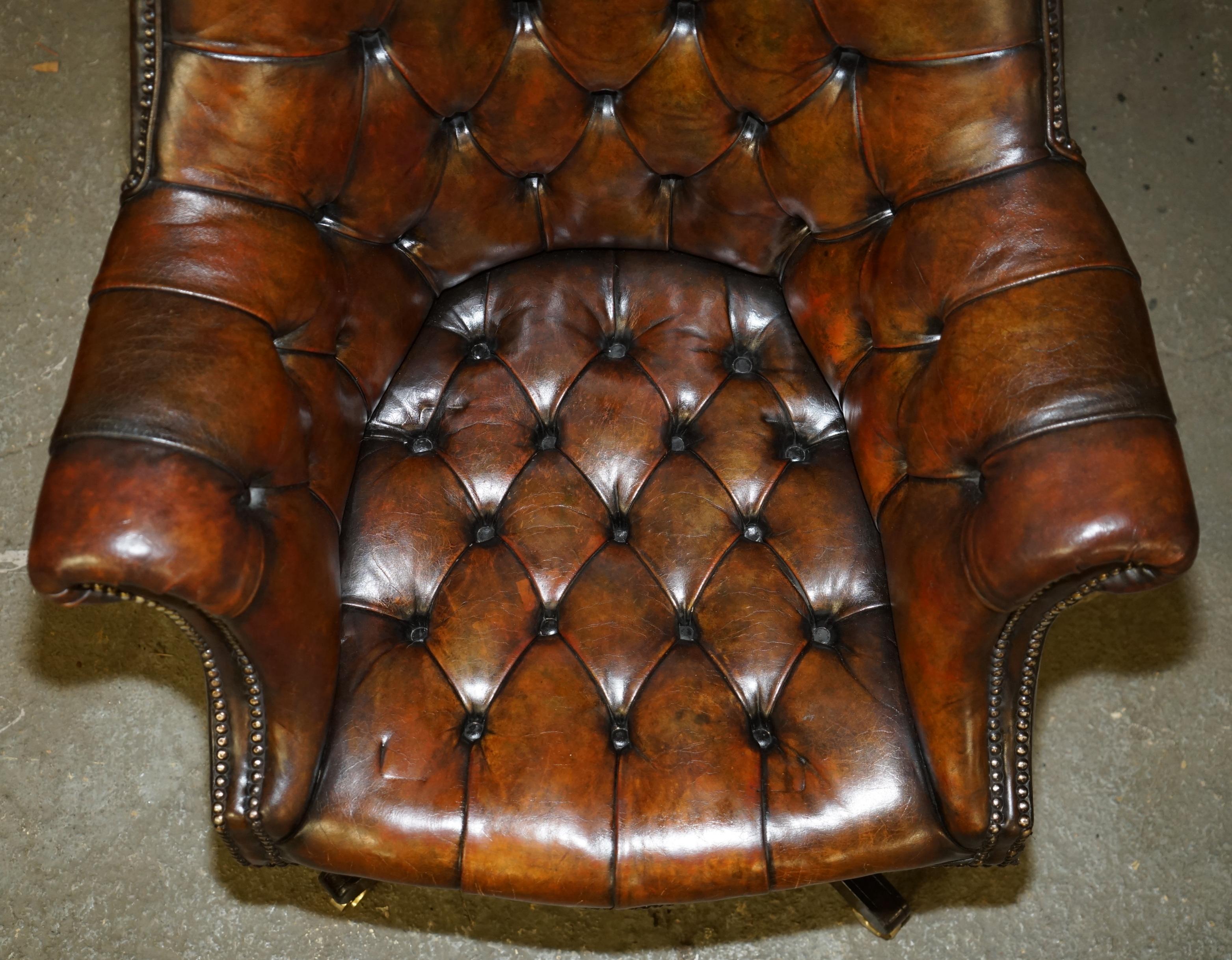 ANTICO GODFATHER HILLCREST SEDIA DA DIRETTORE IN PELLE MARRONE CHEsterfield In condizioni buone in vendita a West Sussex, Pulborough