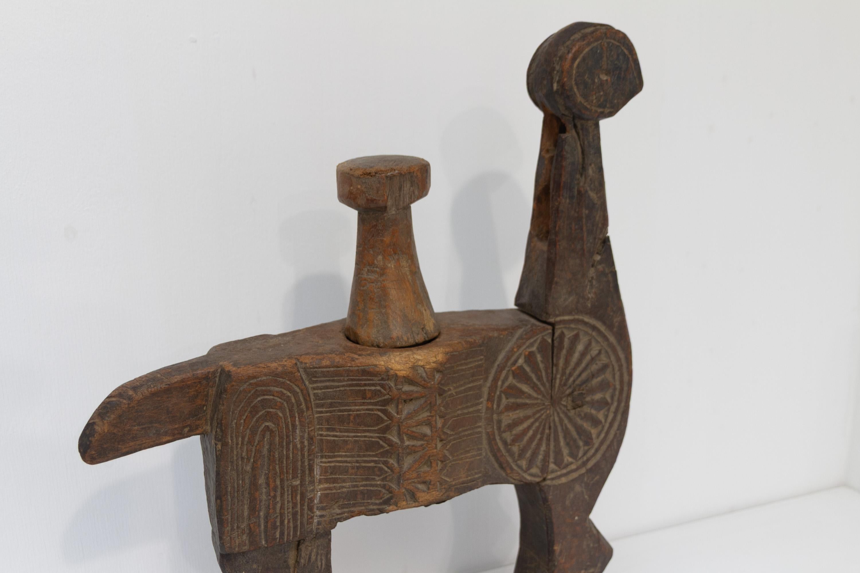 Ancien presse-purée zoomorphe en bois de l'Himachal Pradesh, Inde, années 1900. en vente 7