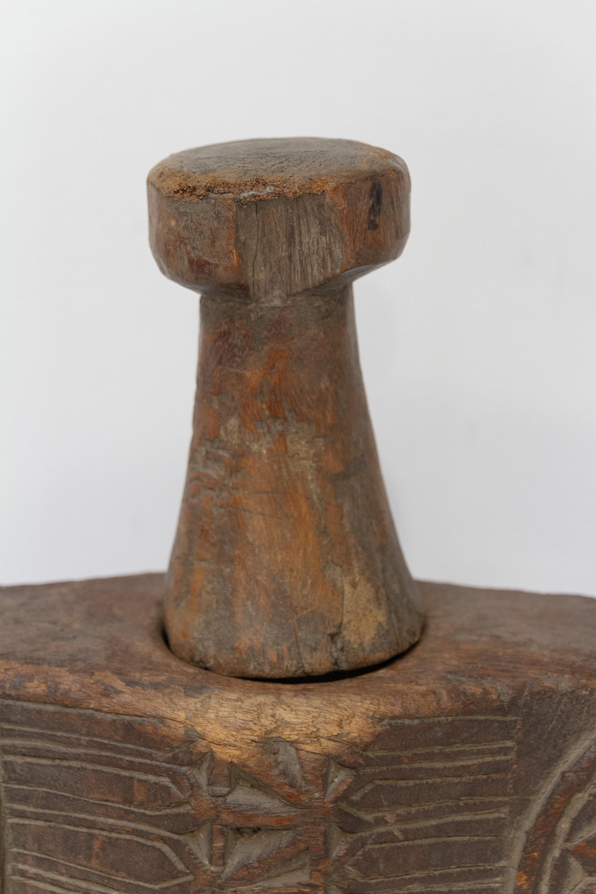 Ancien presse-purée zoomorphe en bois de l'Himachal Pradesh, Inde, années 1900. en vente 8