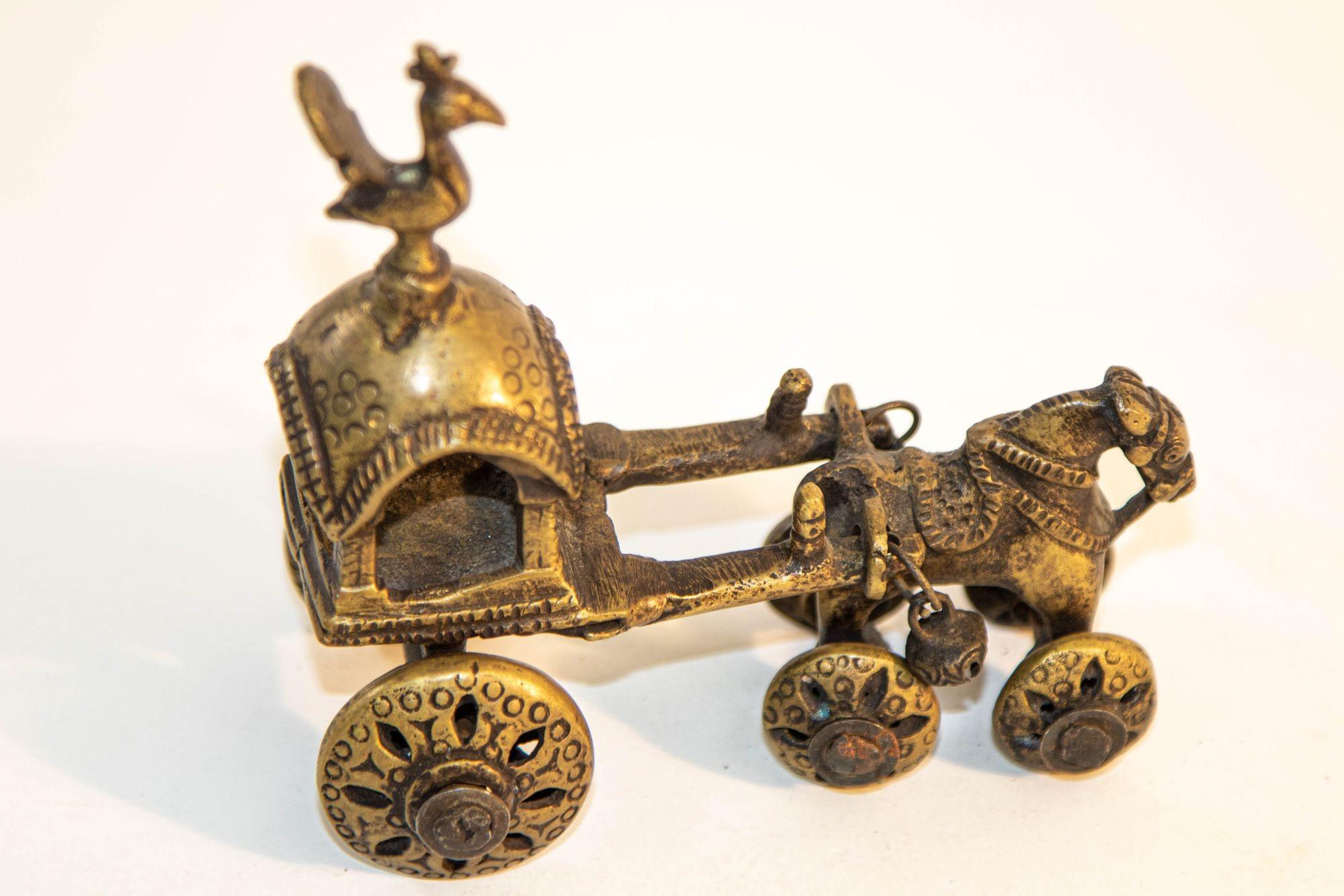 Indian Antique Hindu Bronze Temple Horse and Chariot Statue Toy on Wheels India For Sale