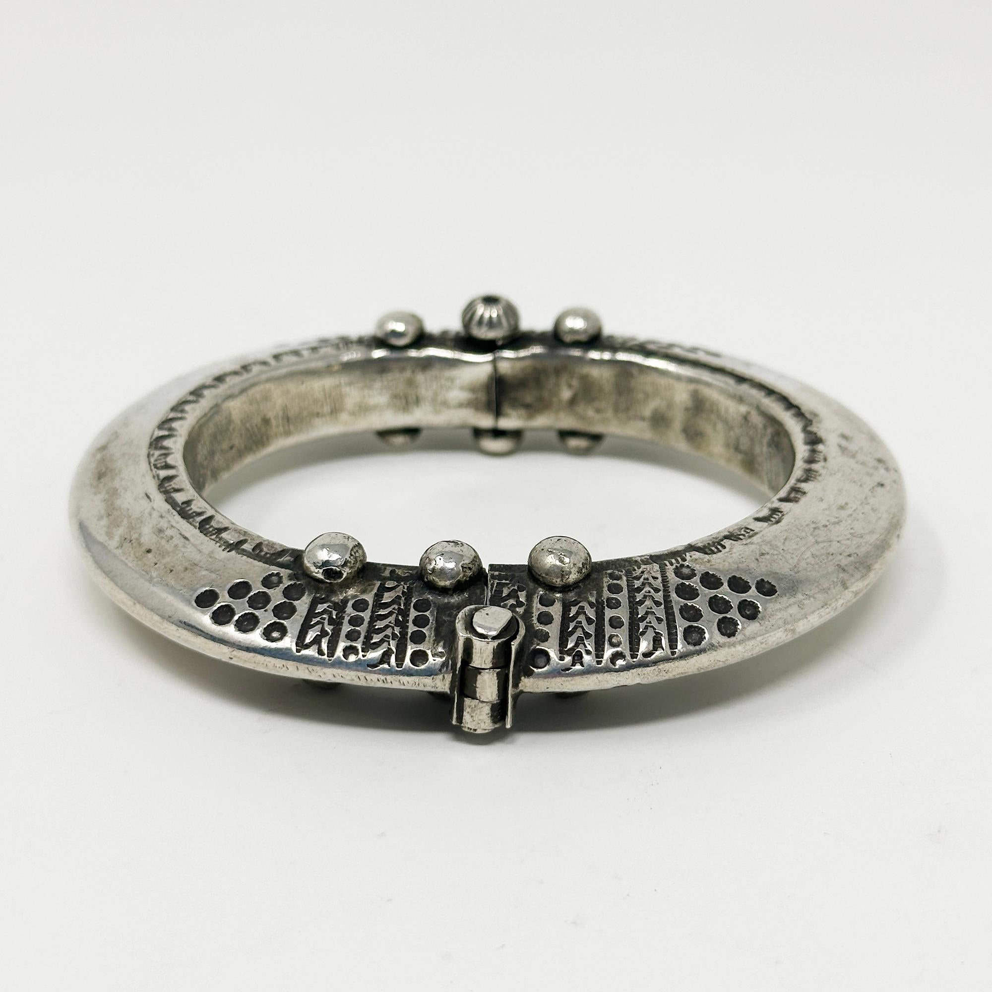 Artisan Antique Hinged Silver Bracelet from South India For Sale