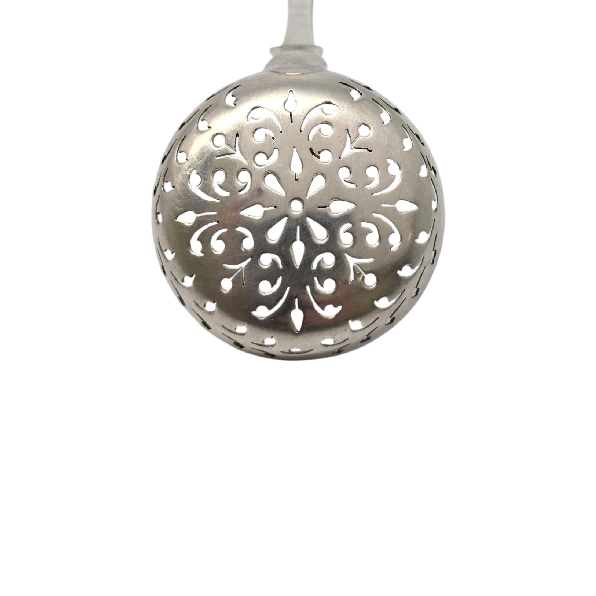 Antico HJ Lias & Son London England in argento sterling Sugar Sifter 5 1/4