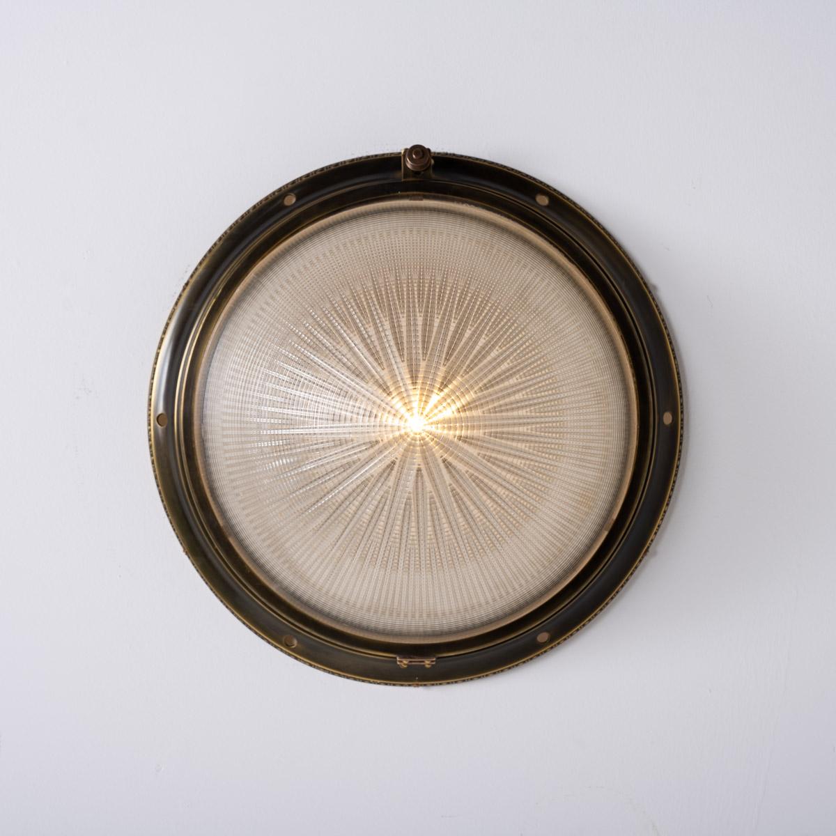 Antique Holophane Prismatic Star Cut Glass Blondel Bowl Flush Light Fitting In Good Condition In Nottingham, GB
