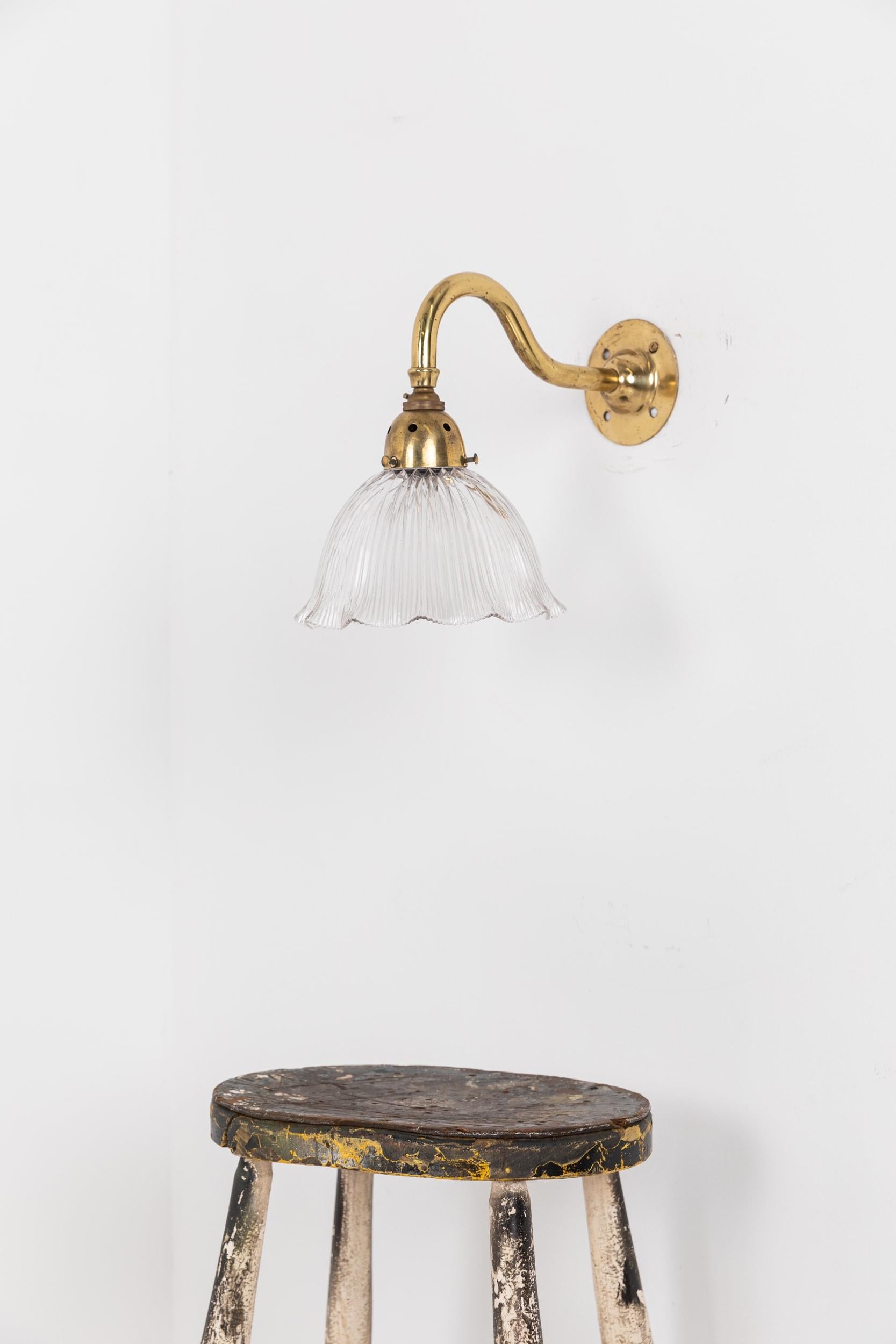 Antique Holophane 'Stiletto' Prismatic Glass Brass Swan Neck Wall Lamp, c.1920 In Good Condition In London, GB
