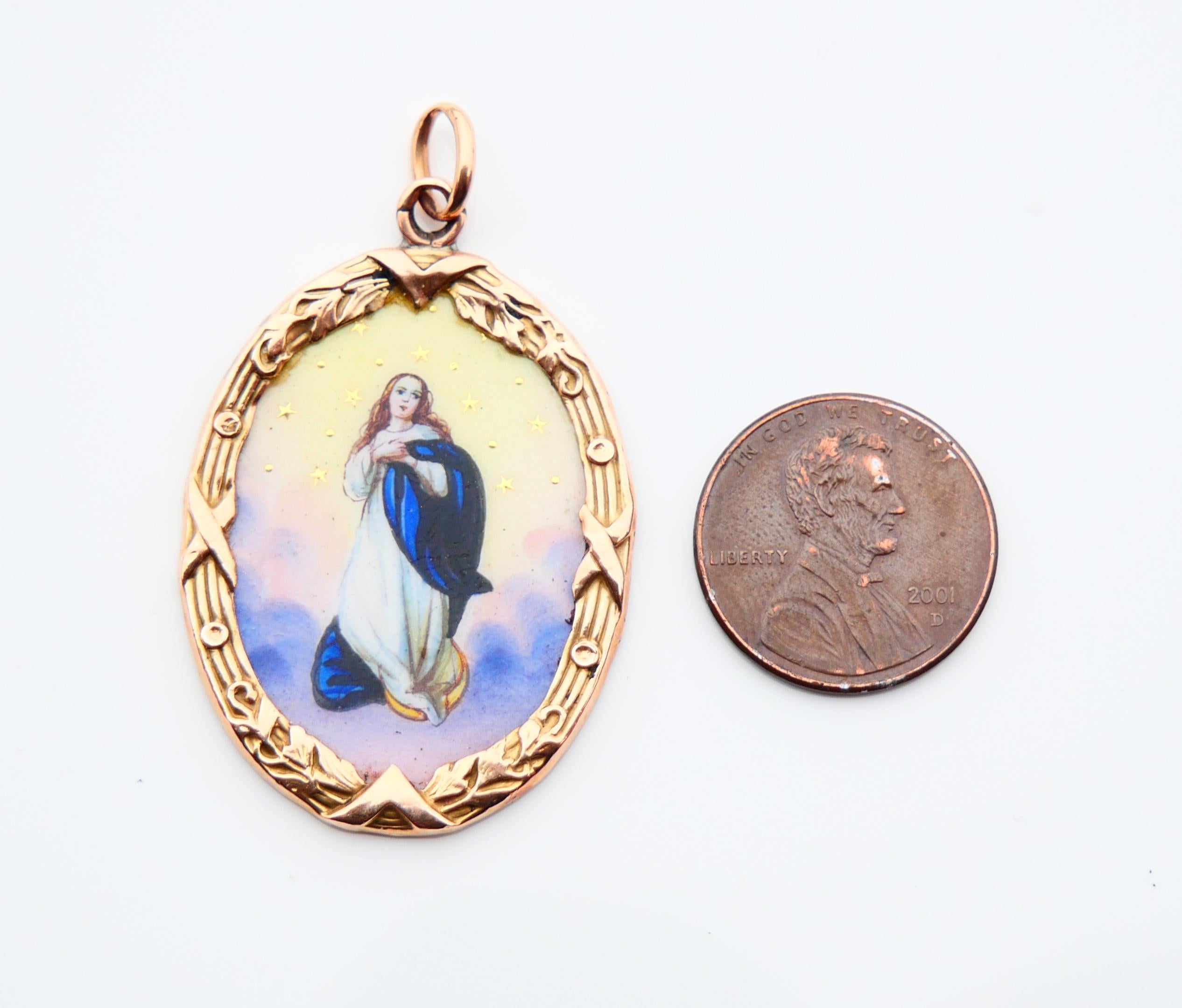 Antique Holy Maria Mary Immaculate Pendant Enamel Solid 14K Gold / 7.7 gr For Sale 3