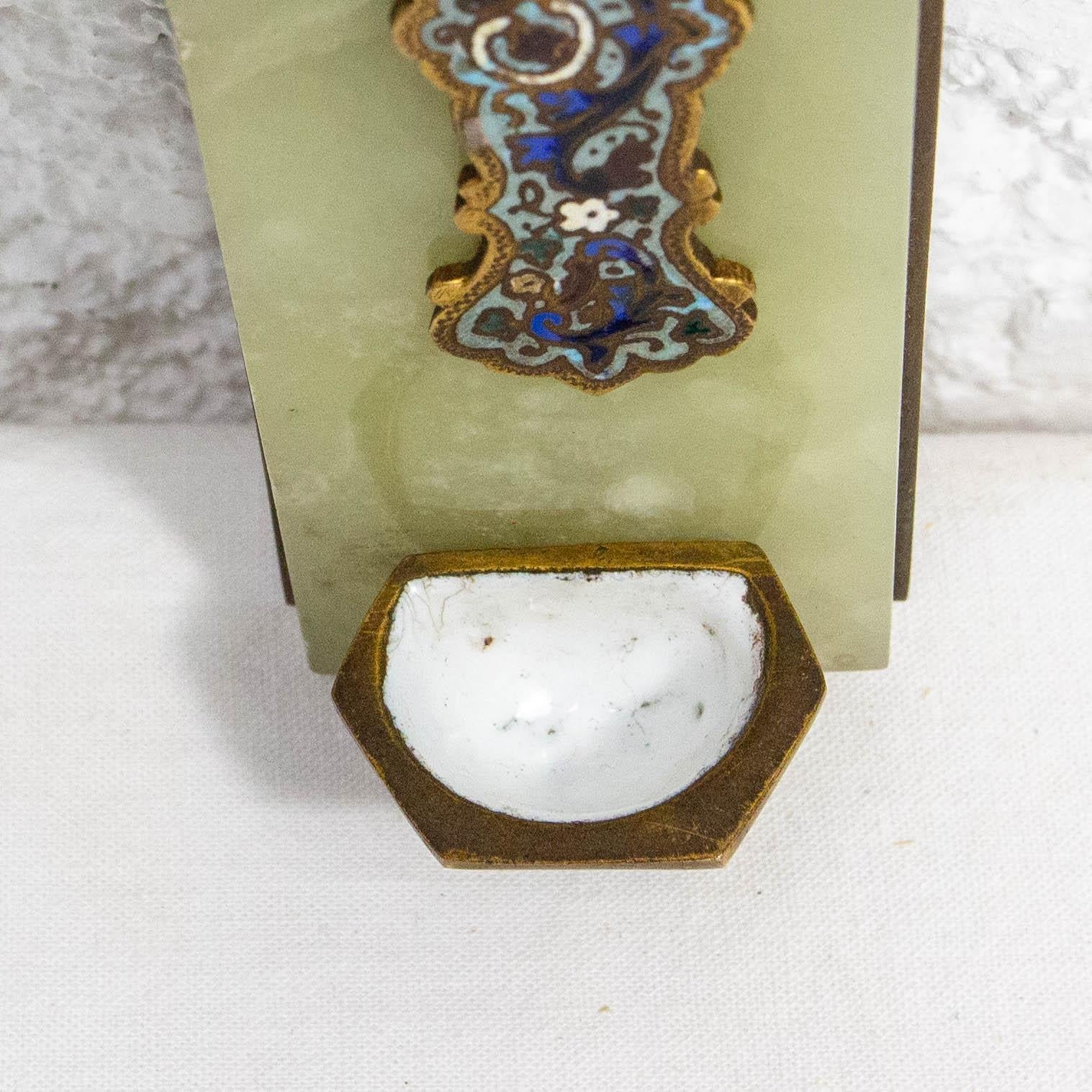 Émail Antique Fonts baptismaux Crucifix Champleve Onyx French Napoleon III en vente