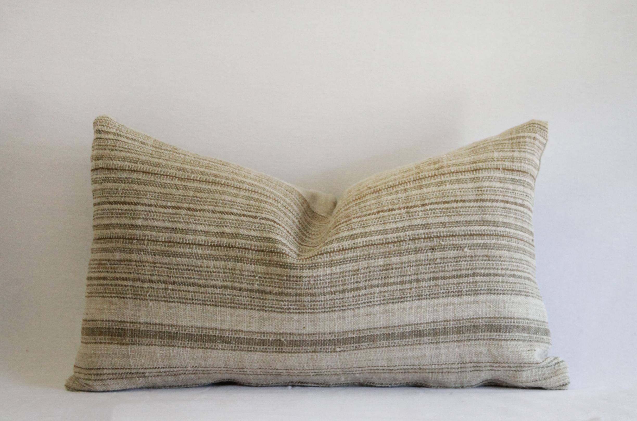 Antique Homespun Linen Pillows in Natural and Brown Stripe In Good Condition In Brea, CA