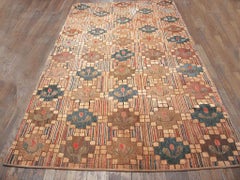 Tapis crocheté antique