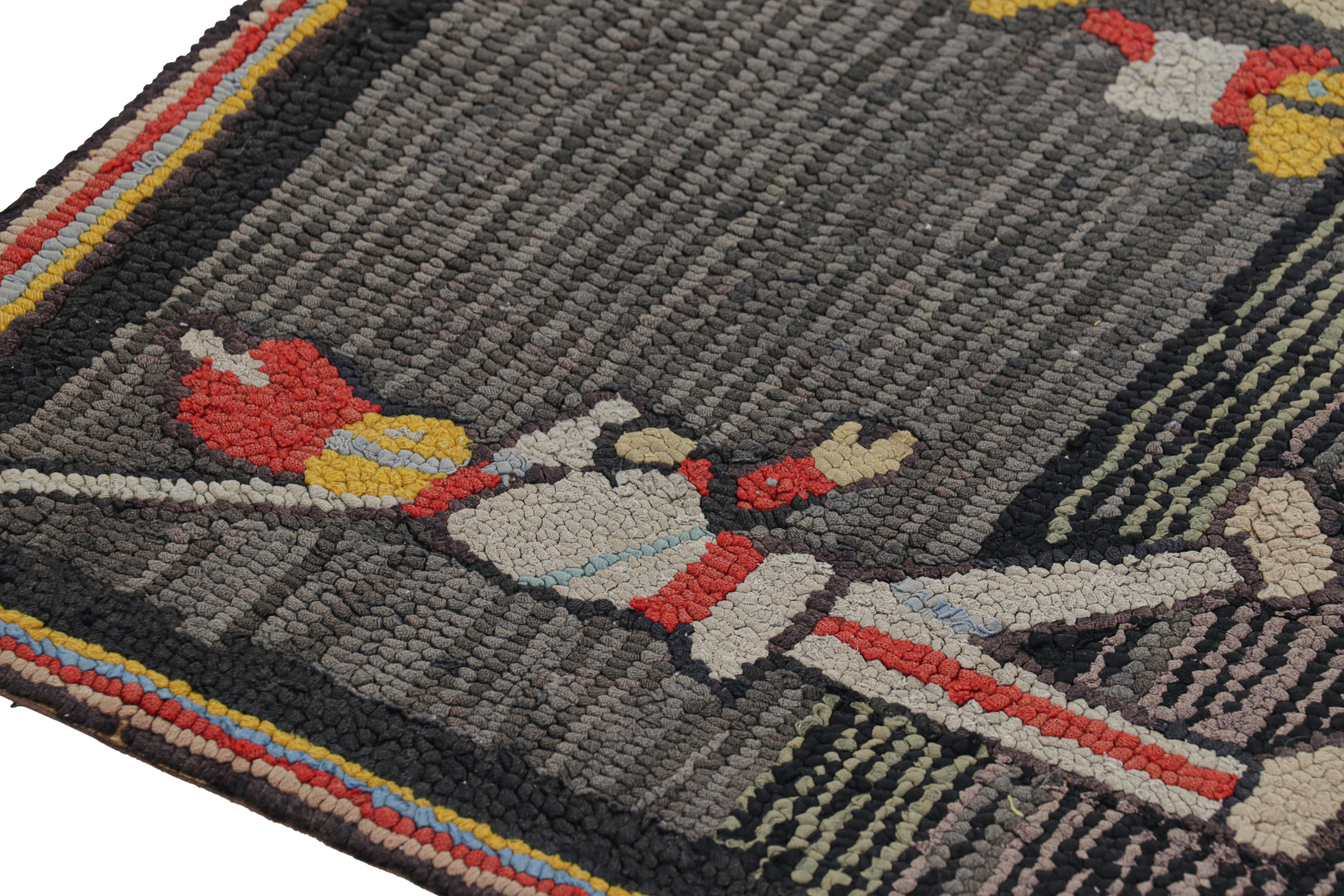 Early 20th Century Antique Hooked Rug in Gray and Red with Pictorial Patterns - Rug & Kilim For Sale