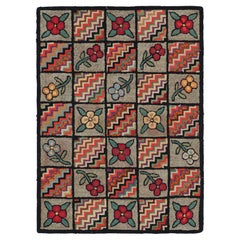 Antique Hooked Rug in Gray with Floral Medallion & Patterns from Rug & Kilim