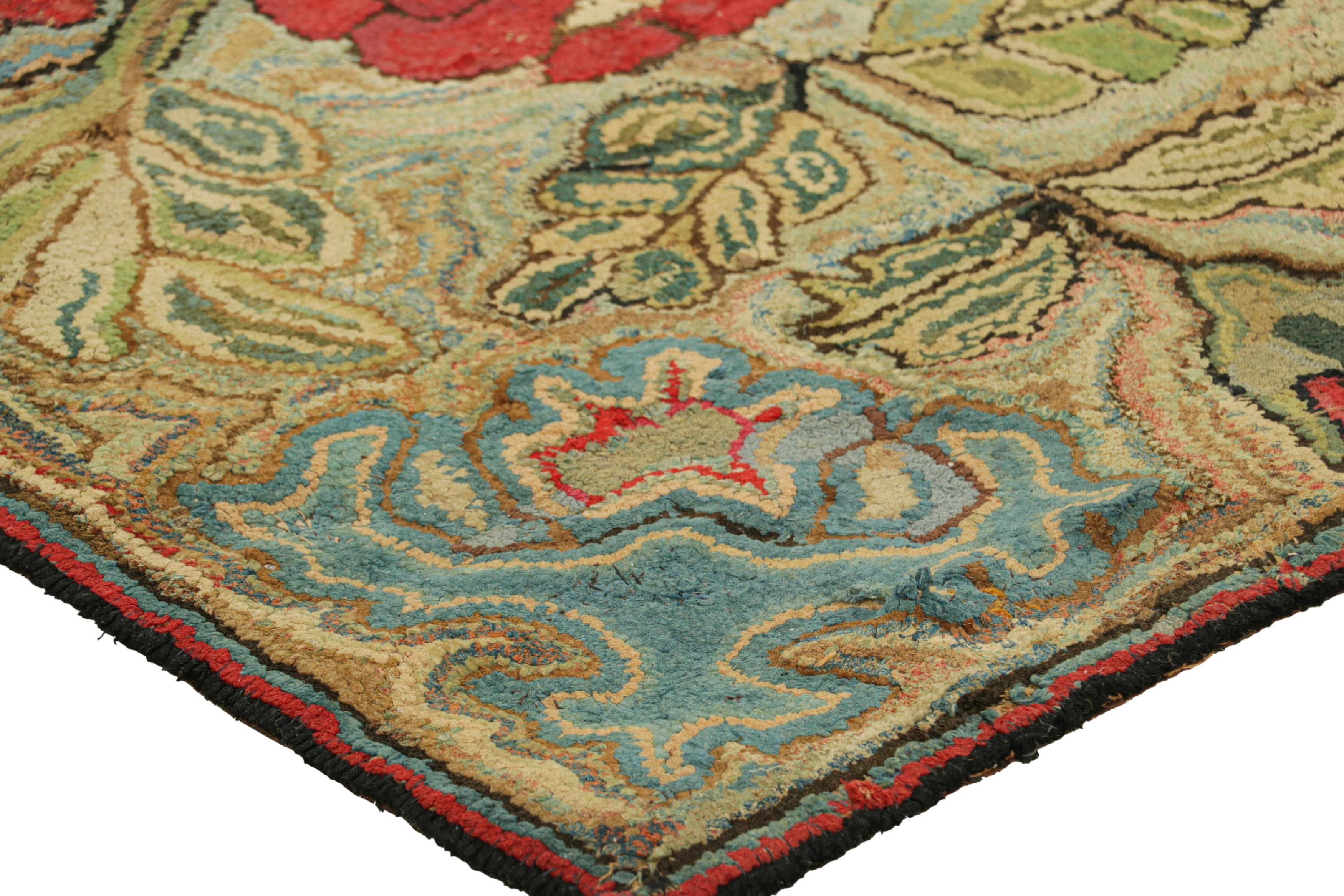 Early 20th Century Antique Hooked Rug With Floral Medallion In Red And Green  Rug & Kilim For Sale