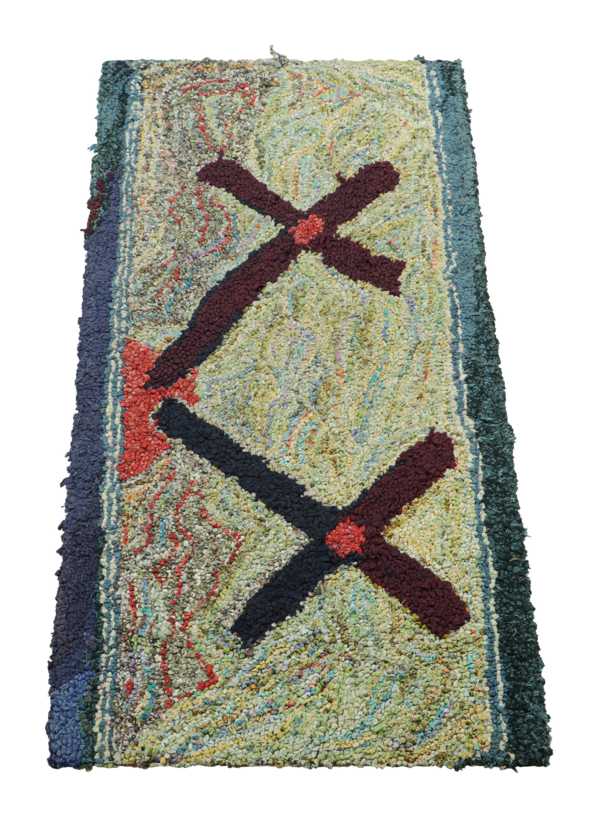 Uncinetto antico con motivi geometrici sui toni del Greene & Greene  Rug & Kilim In condizioni buone in vendita a Long Island City, NY