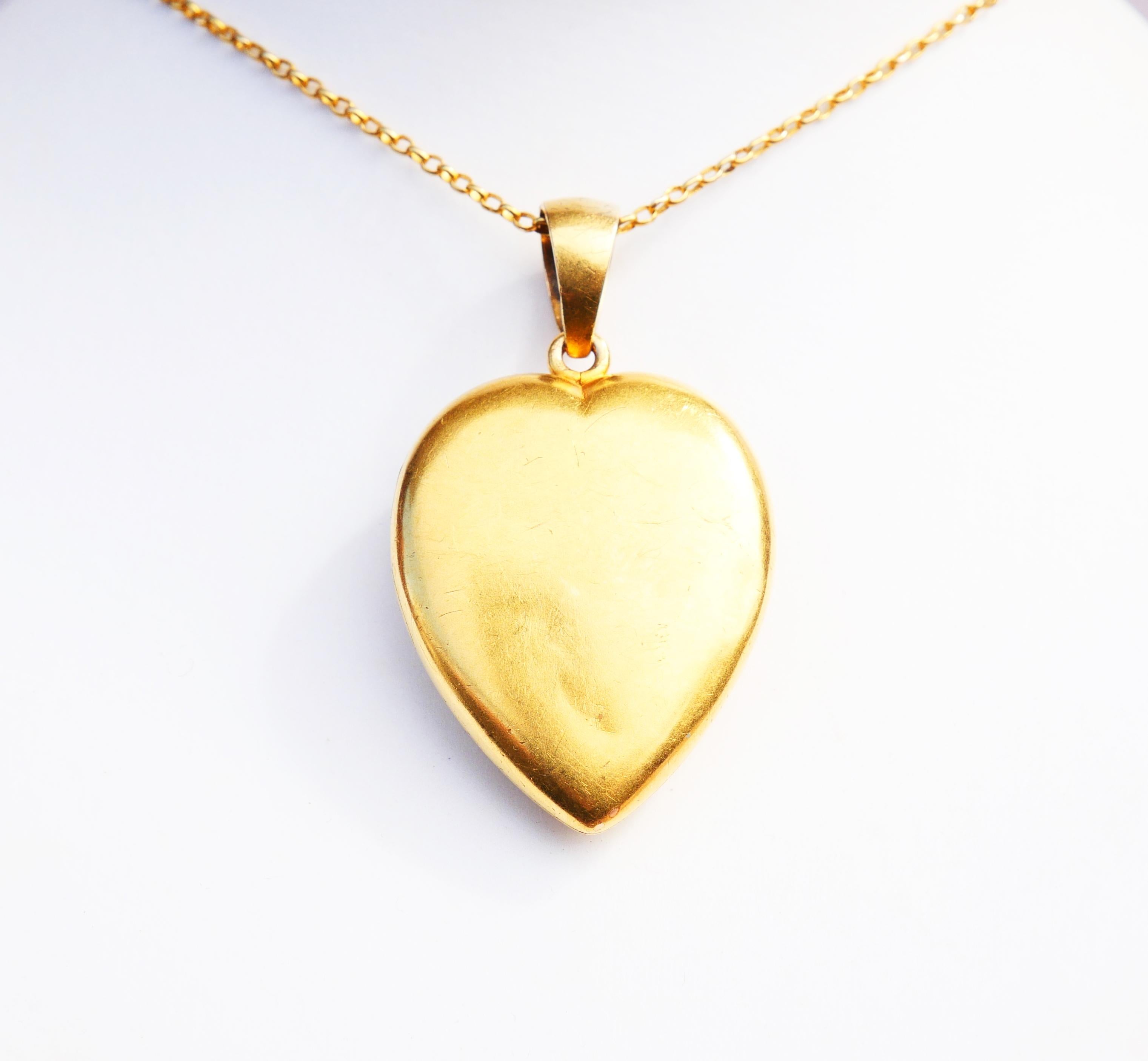 Antikes Hope Love Heart Medaillon-Anhänger 82 Diamant Saphir Rubin Smaragd 14K Gold im Angebot 1