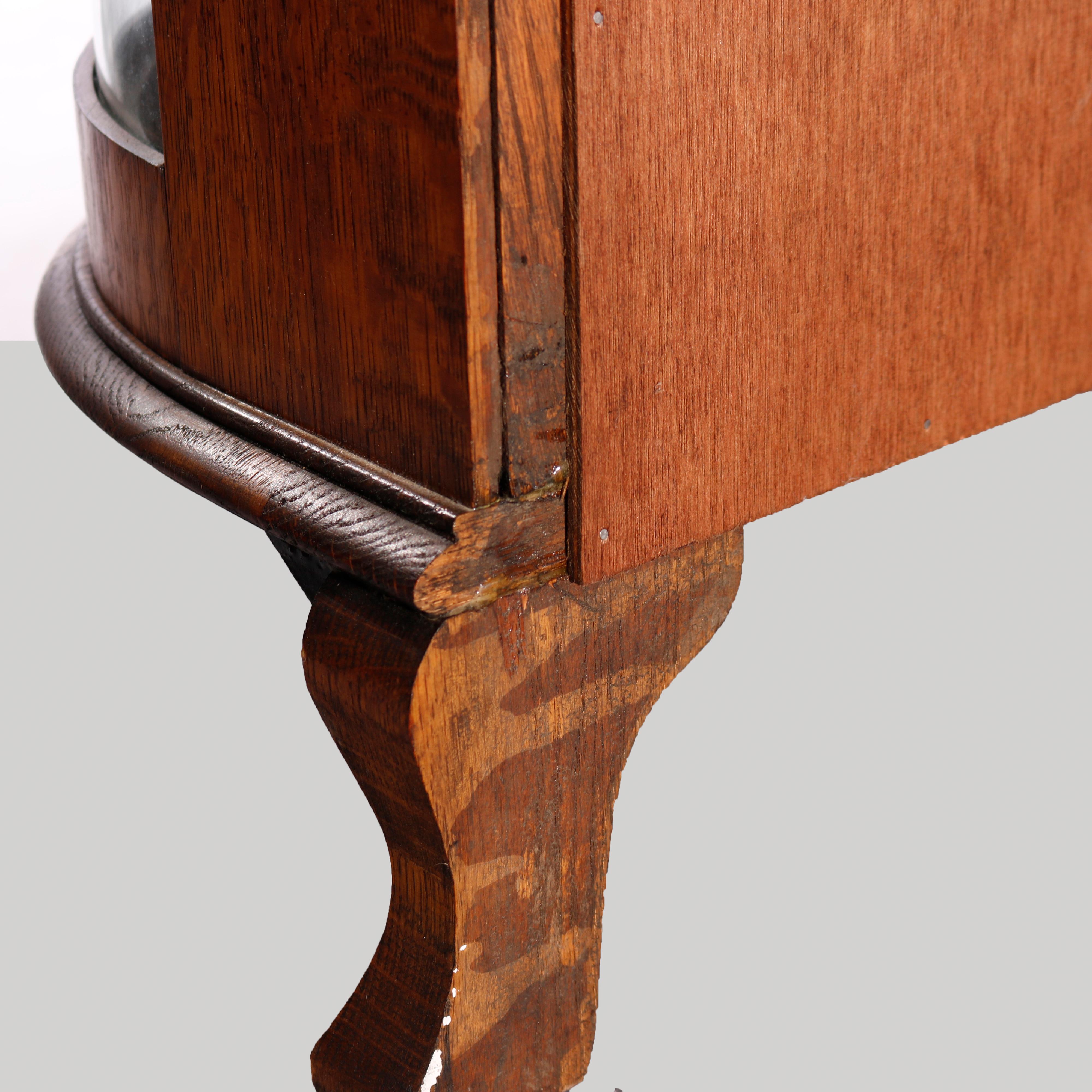 Ancien meuble de rangement en chêne sculpté et verre au plomb Horner, vers 1900 10