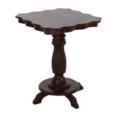 Piédestal antique de l'école Horner en chêne sculpté C1910