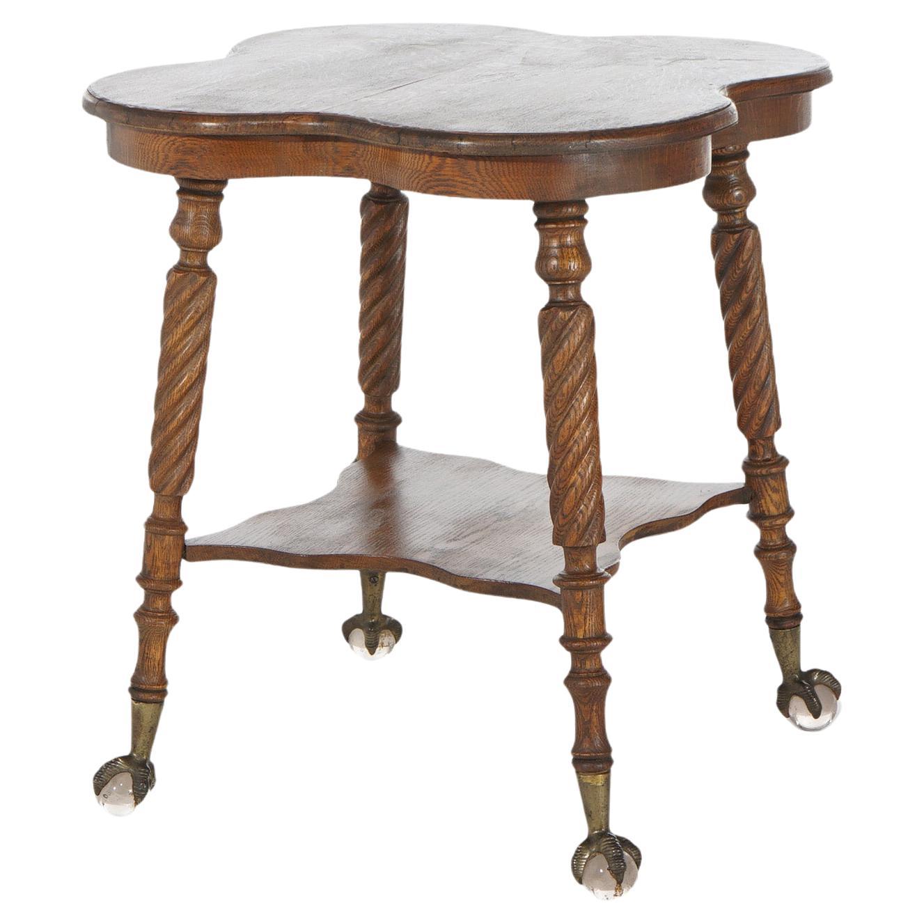 Antiker Horner School-Tisch aus Eiche mit Kleeblatt-Klauenfuß und Kristall mit gedrehten Beinen aus Eichenholz im Angebot