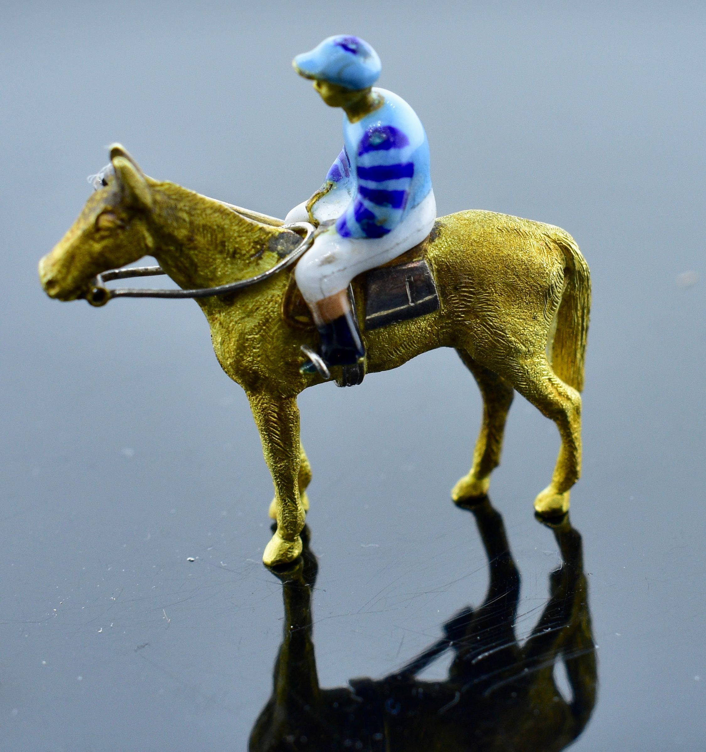 Antique horse and jockey brooch in 18 Karat and Enamel, English, circa 1900 In Good Condition For Sale In Aspen, CO
