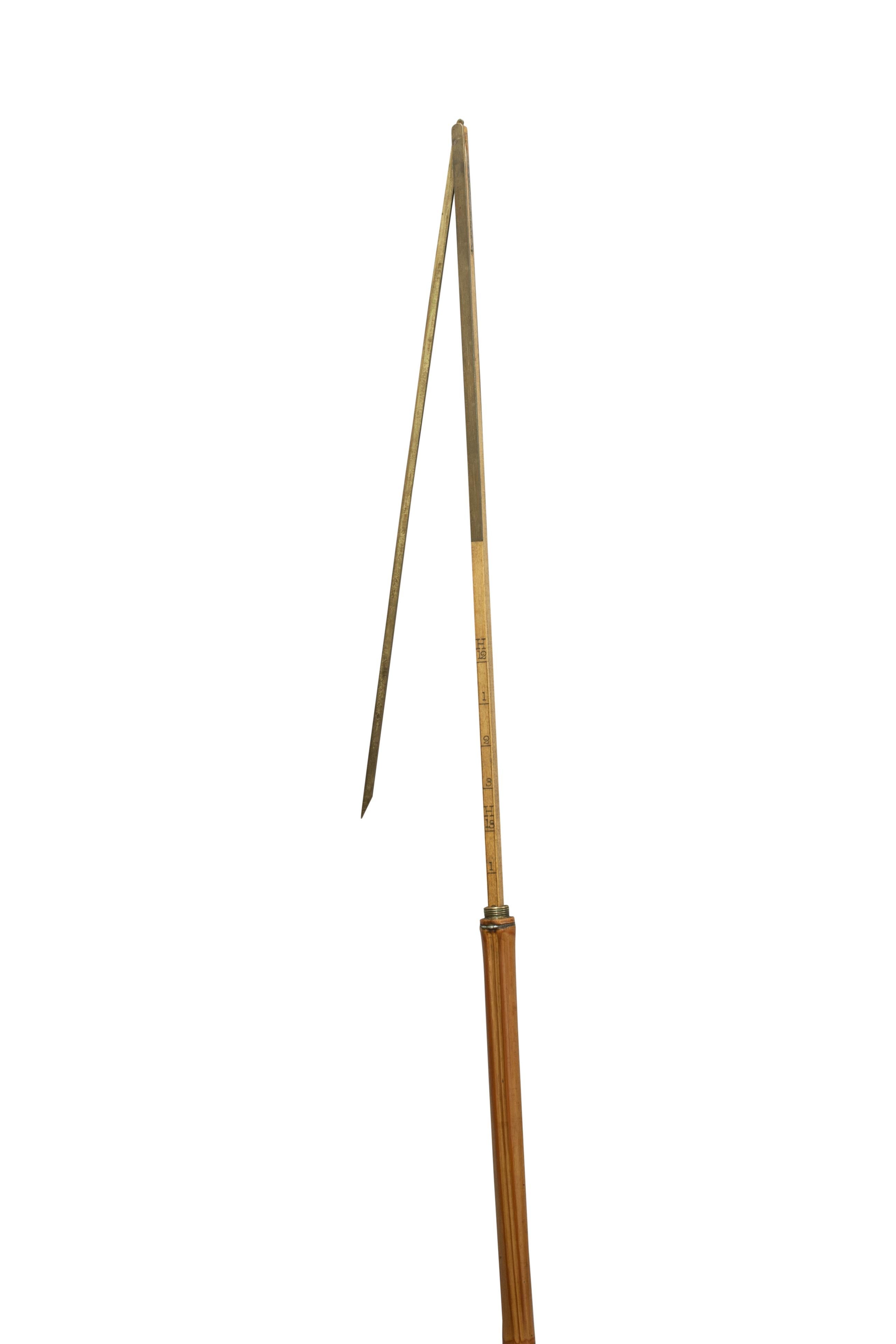 Walking Cane/Telescopic Horse Measuring Stick.
This is a good quality late Victorian, early Edwardian horse measuring stick in the form of a walking cane with original brass ferrule bottom. The handle top unscrews which reveals a concealed